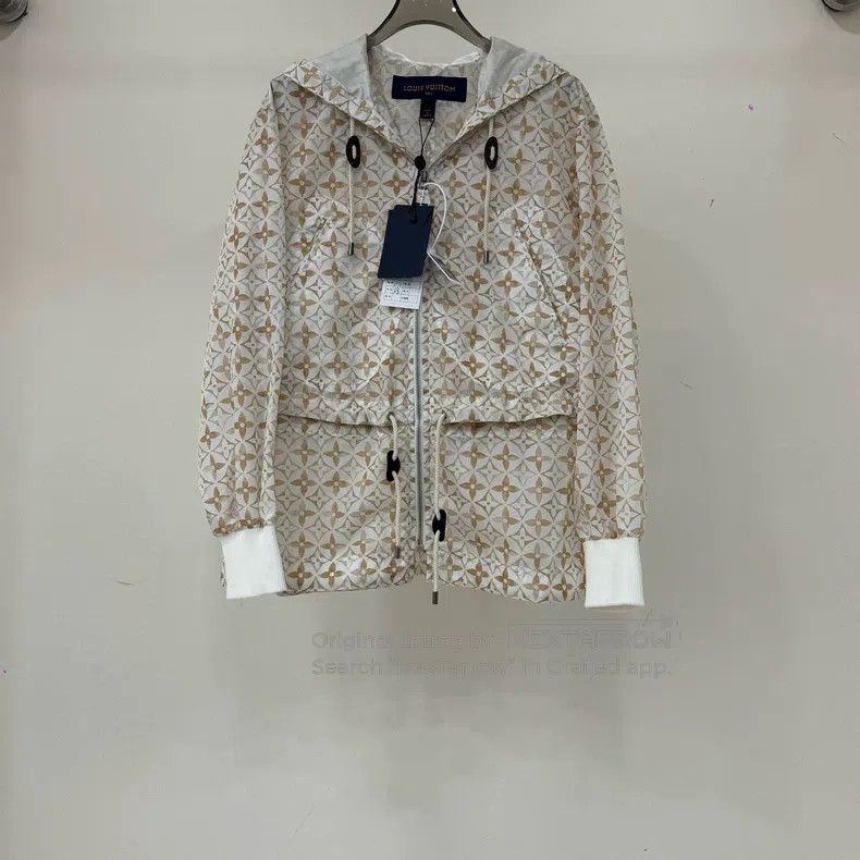 Louis Vuitton Louis Vuitton Light Brown Geometric Full Print Trooper Jac Size 4XL / US 24-26 - 1 Thumbnail