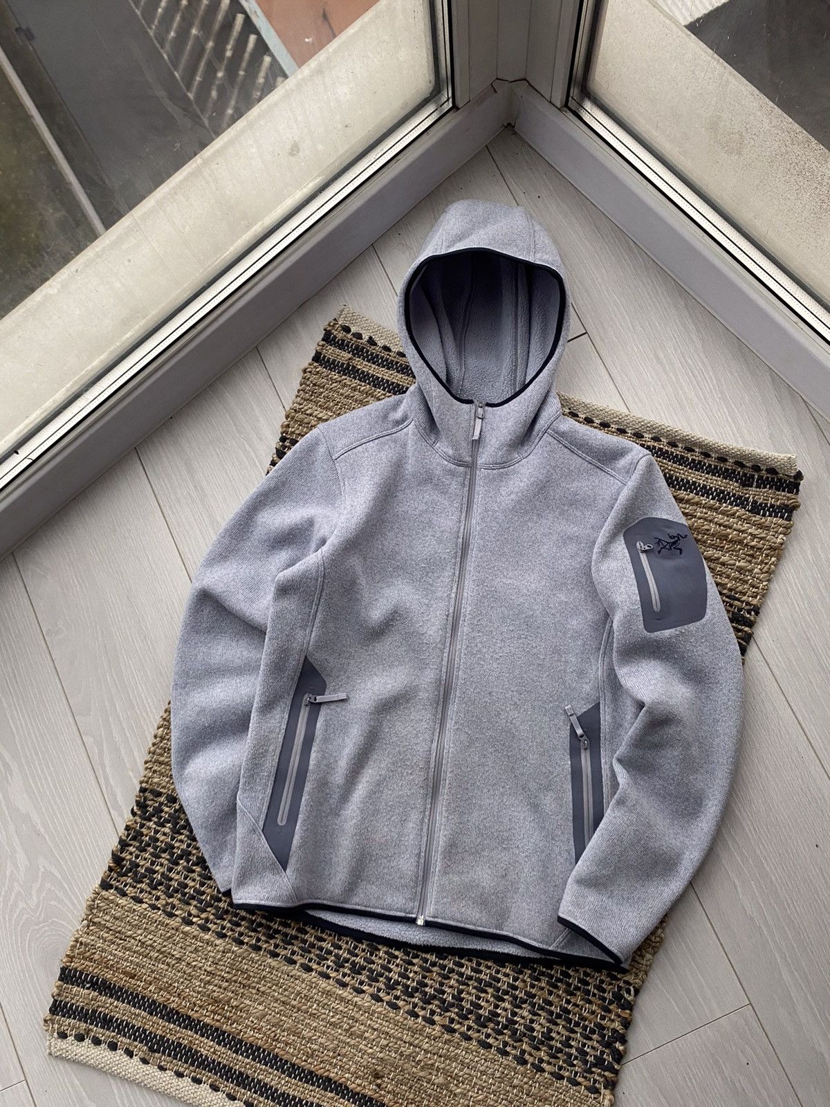 Vintage Arcteryx Zip Up Hoodie online (RARE)