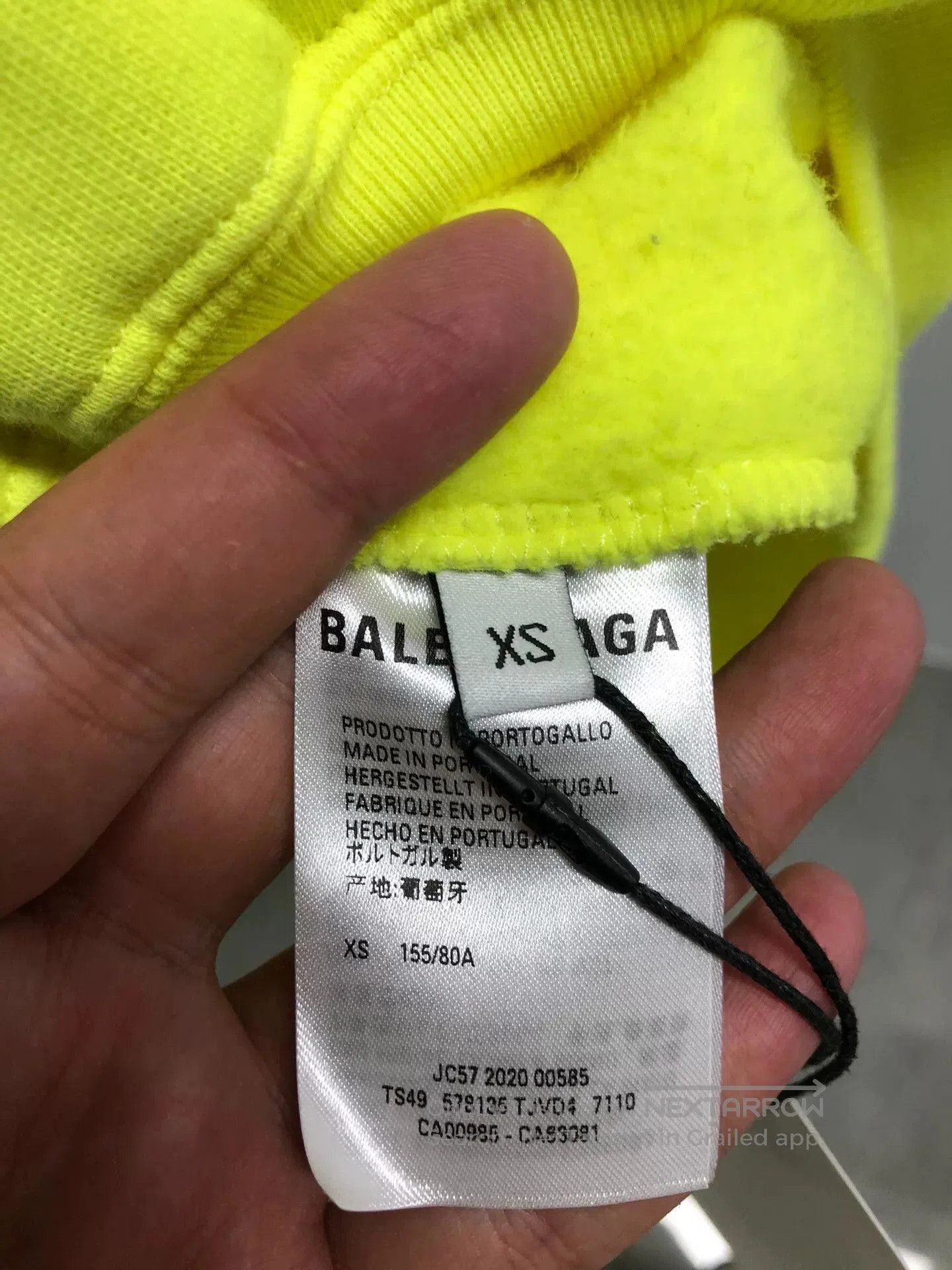 Balenciaga balenciaga neon yellow hoodie with drawstring. Size US XS / EU 42 / 0 - 4 Thumbnail
