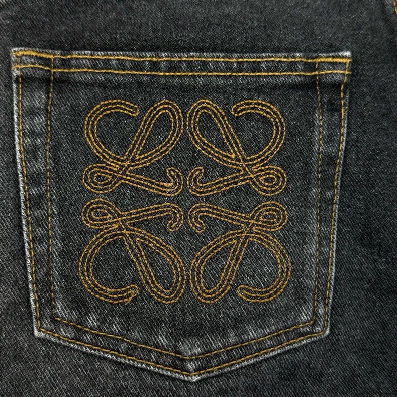 Loewe loewe Leather label logo jeans 2504-Nextarrow Size US 40 / EU 56 - 8 Thumbnail