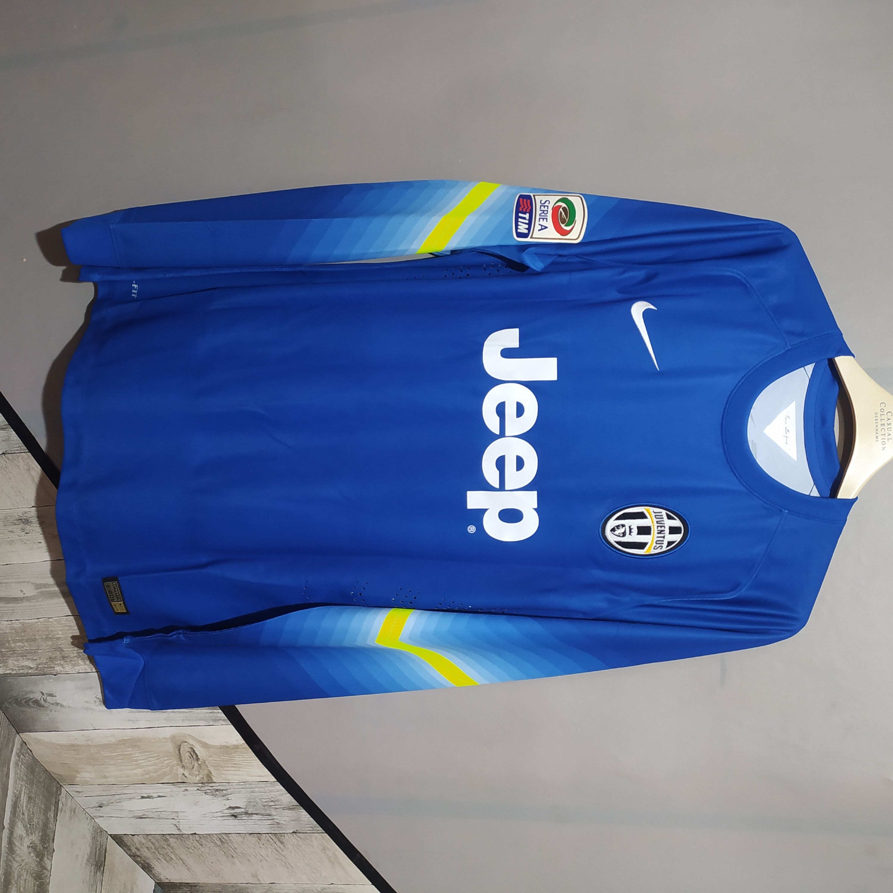 image of Nike x Soccer Jersey Juventus 14/15 Player Issue Gk Shirt Jersey 1 Buffon in Blue (Size Medium)