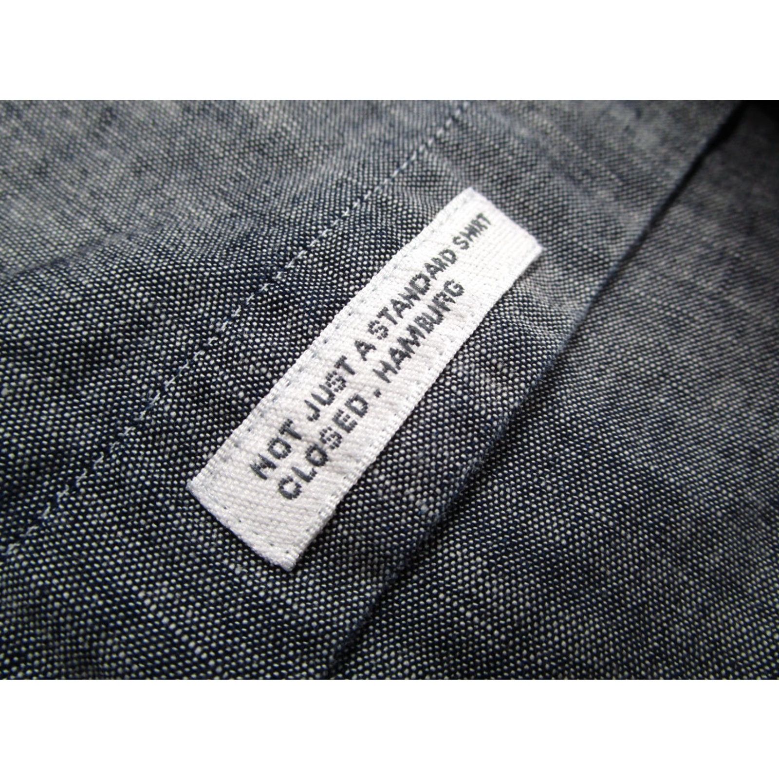 CLOSED CLOSED Button-Up Shirt Mens Medium Chambray 100% Cotton Blue - Classic Fit, Long Sleeve, Pocket, Collared, Western/Boho Style - Regular Size M Men Size US M / EU 48-50 / 2 - 3 Thumbnail
