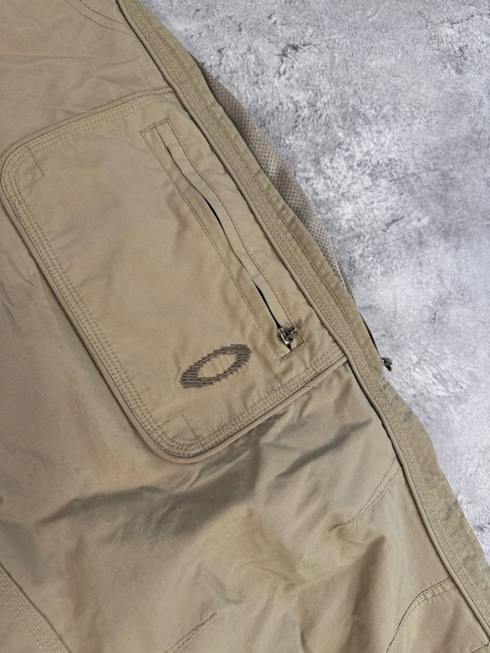 Oakley Oakley Software Cargo Pants Beige Techwear Y2K Multi Pocket Size US 34 / EU 50 - 3 Thumbnail