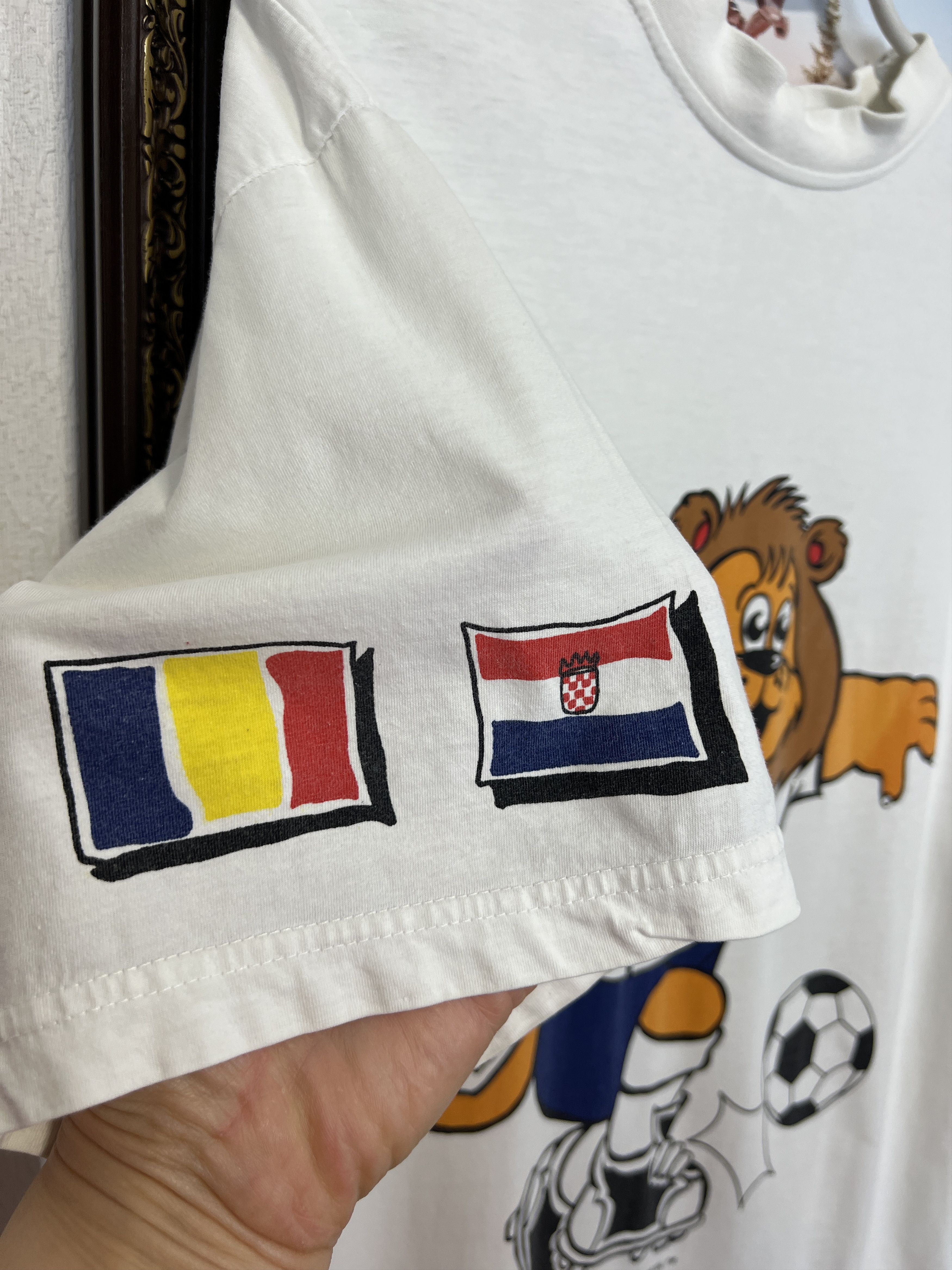Vintage England EURO Football Shirt Soccer Over Print Jersey Trikot Size US XL / EU 56 / 4 - 7 Thumbnail