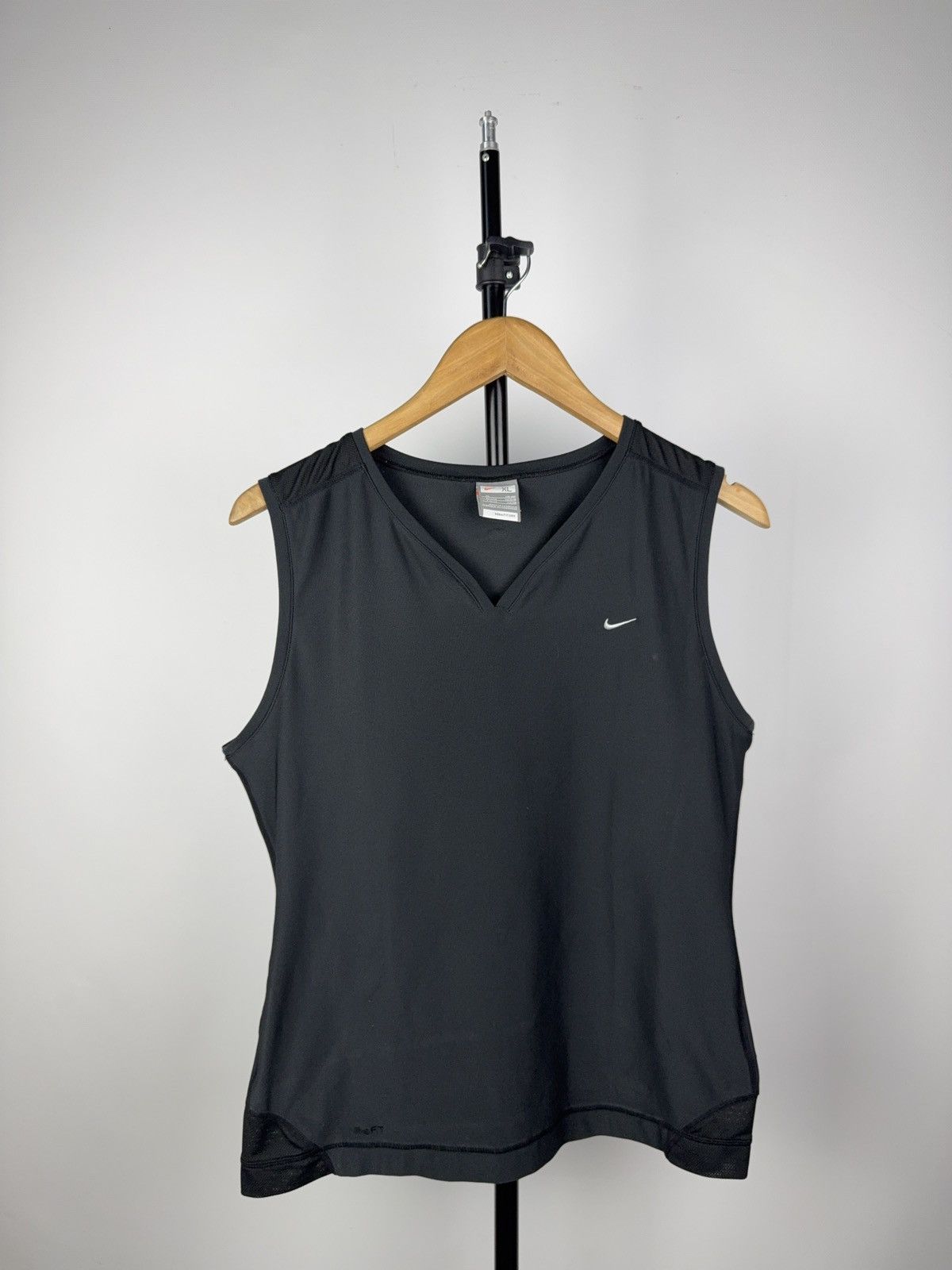 Nike Vintage 00s Nike Tank Top Mini Swoosh Y2K Style Oversized Size XL / US 12-14 / IT 48-50 - 1 Thumbnail