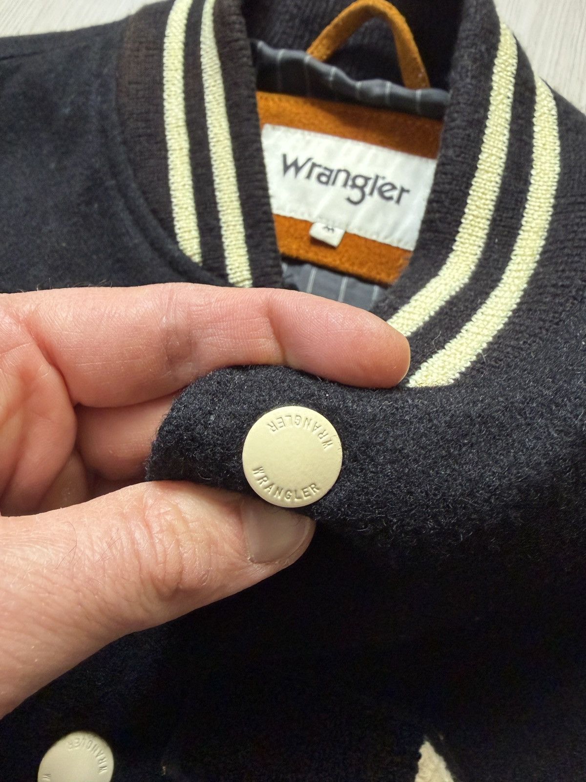 Wrangler Wrangler Varsity College Bomber Jacket Suede Sleeves Size US M / EU 48-50 / 2 - 8 Thumbnail