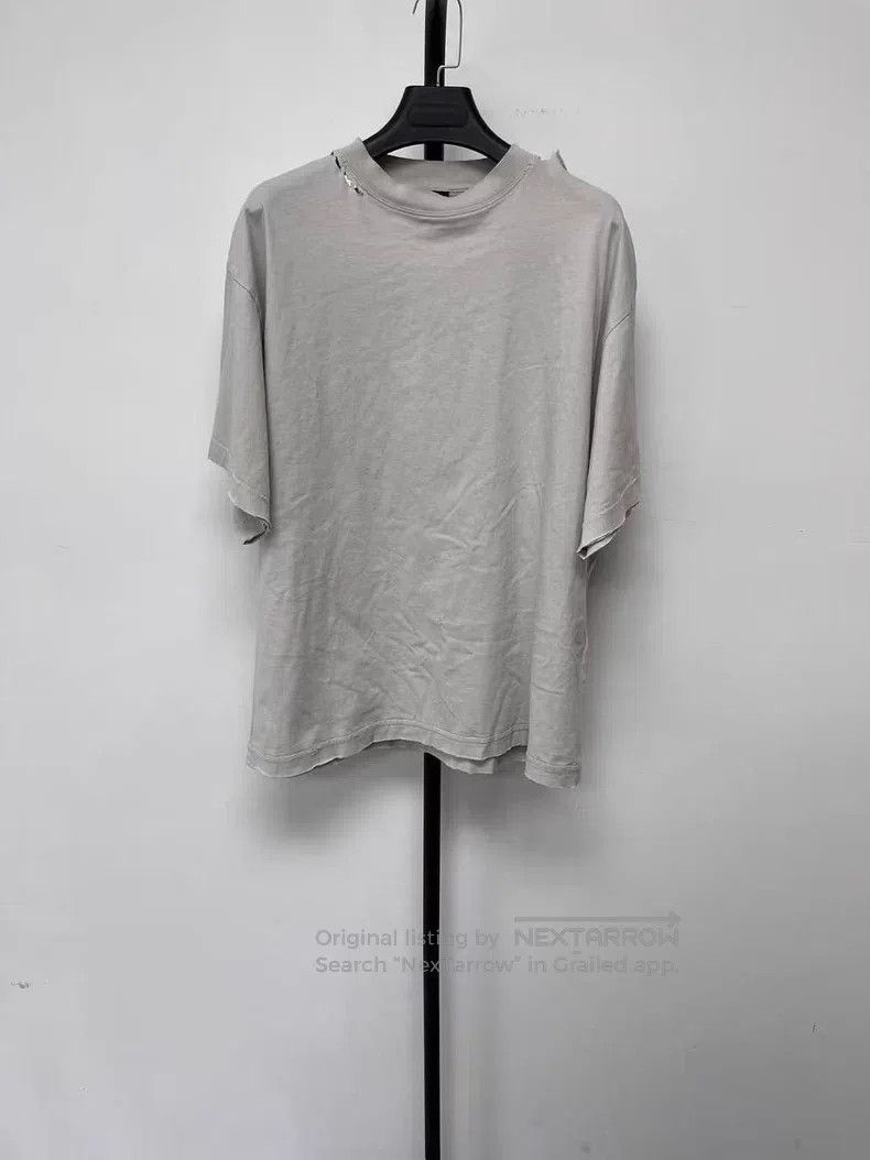 Balenciaga Balenciaga Solid Color Safety Tape Logo Short Sleeve T-Shi Size US S / EU 44-46 / 1 - 2 Thumbnail
