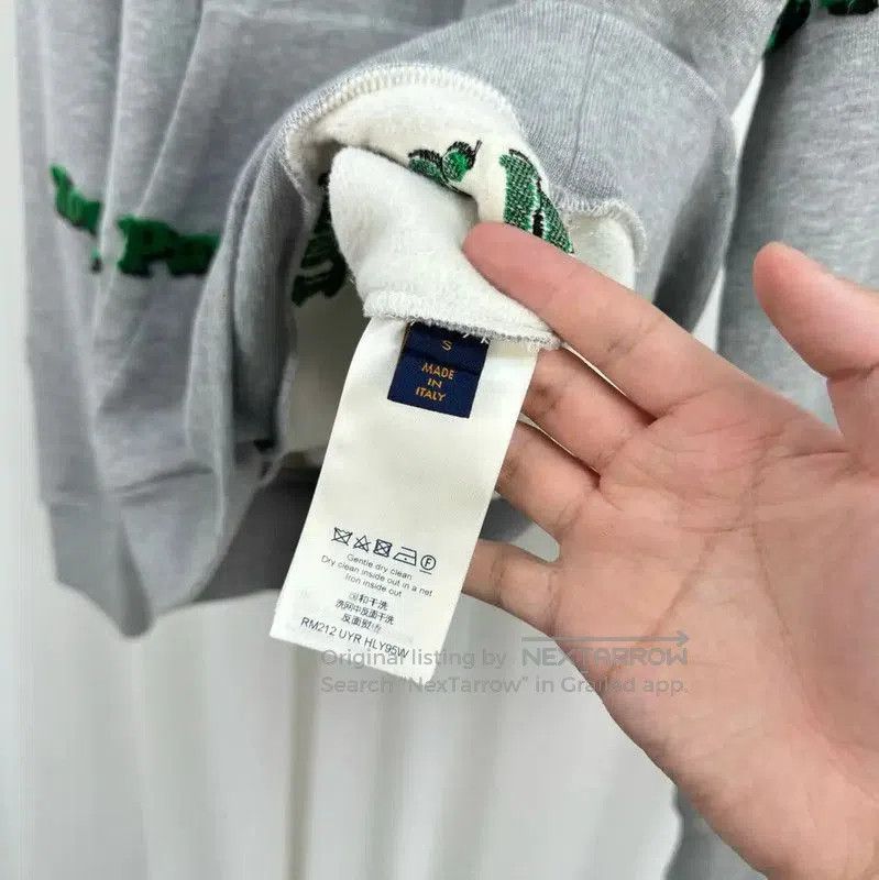 Louis Vuitton Louis Vuitton Gray Cotton Logo Sweatshirt for Men . Size US S / EU 44-46 / 1 - 6 Thumbnail