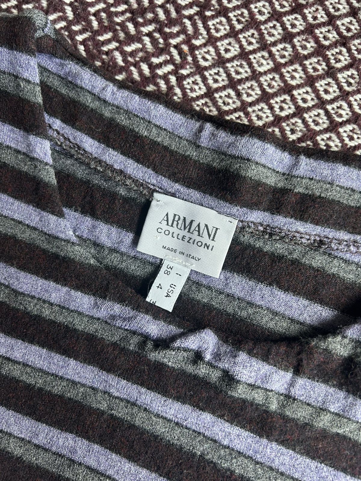 Vintage Vintage Armani Collezioni Womens T-shirt Luxury Size S / M Size XS / US 0-2 / IT 36-38 - 3 Thumbnail