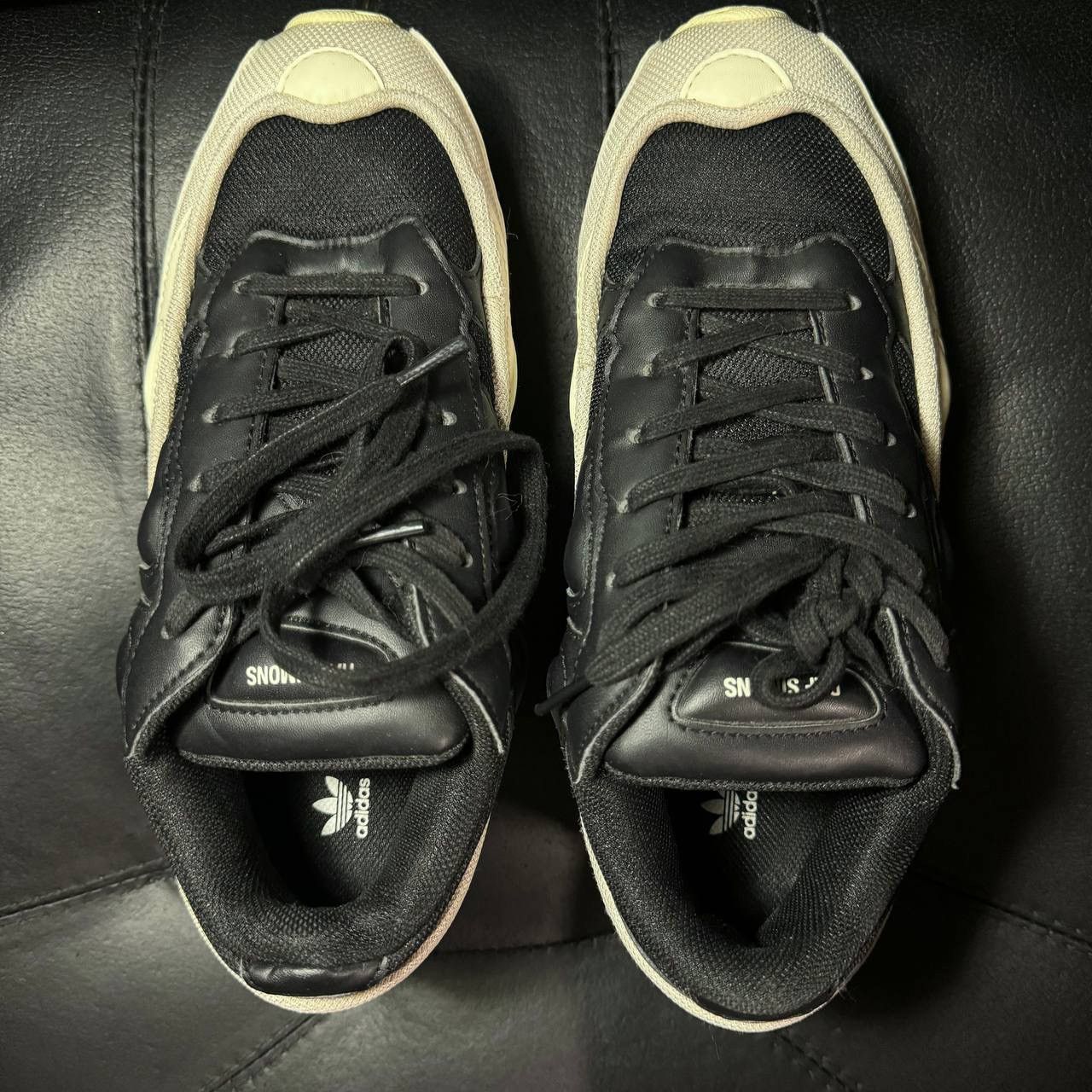 Adidas × Raf Simons 6us sneakers Adidas Raf Simons Ozweego Cream White Size US 6 / EU 39 - 6 Thumbnail