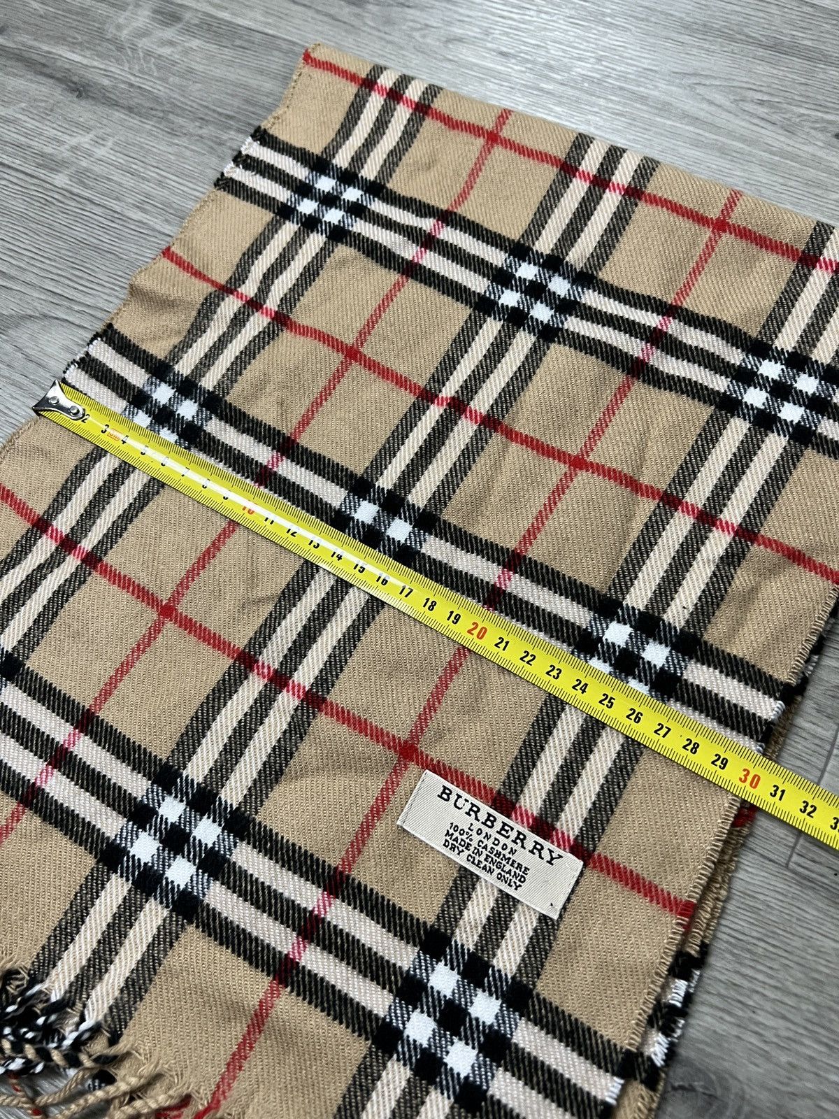 Burberry Burberry London 100% Cashmere Classic Check Scarf Size ONE SIZE - 7 Thumbnail