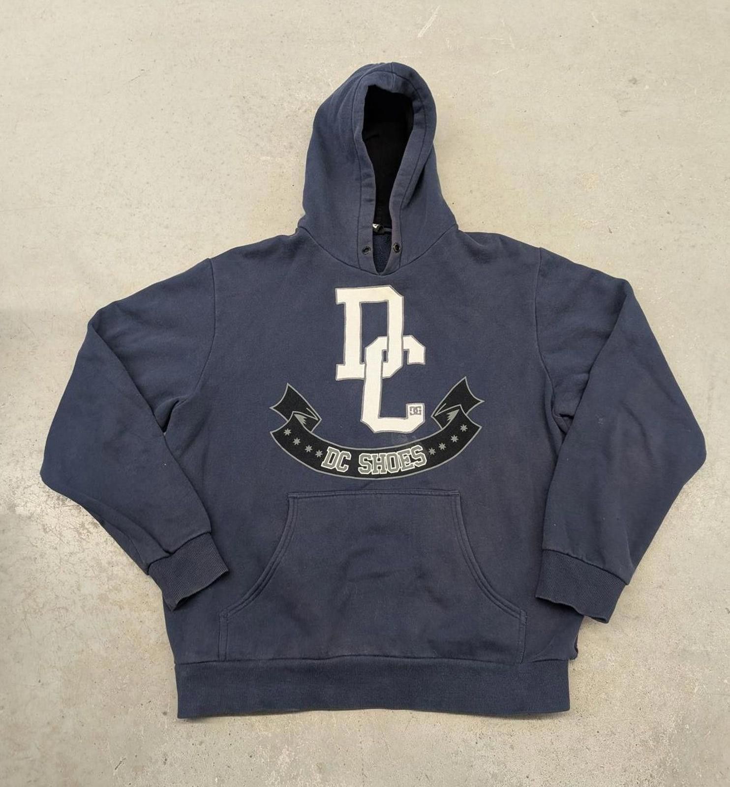 Other Vintage Y2K DC Shoes Faded Navy Blue Skate Hoodie Size US L / EU 52-54 / 3 - 1 Thumbnail