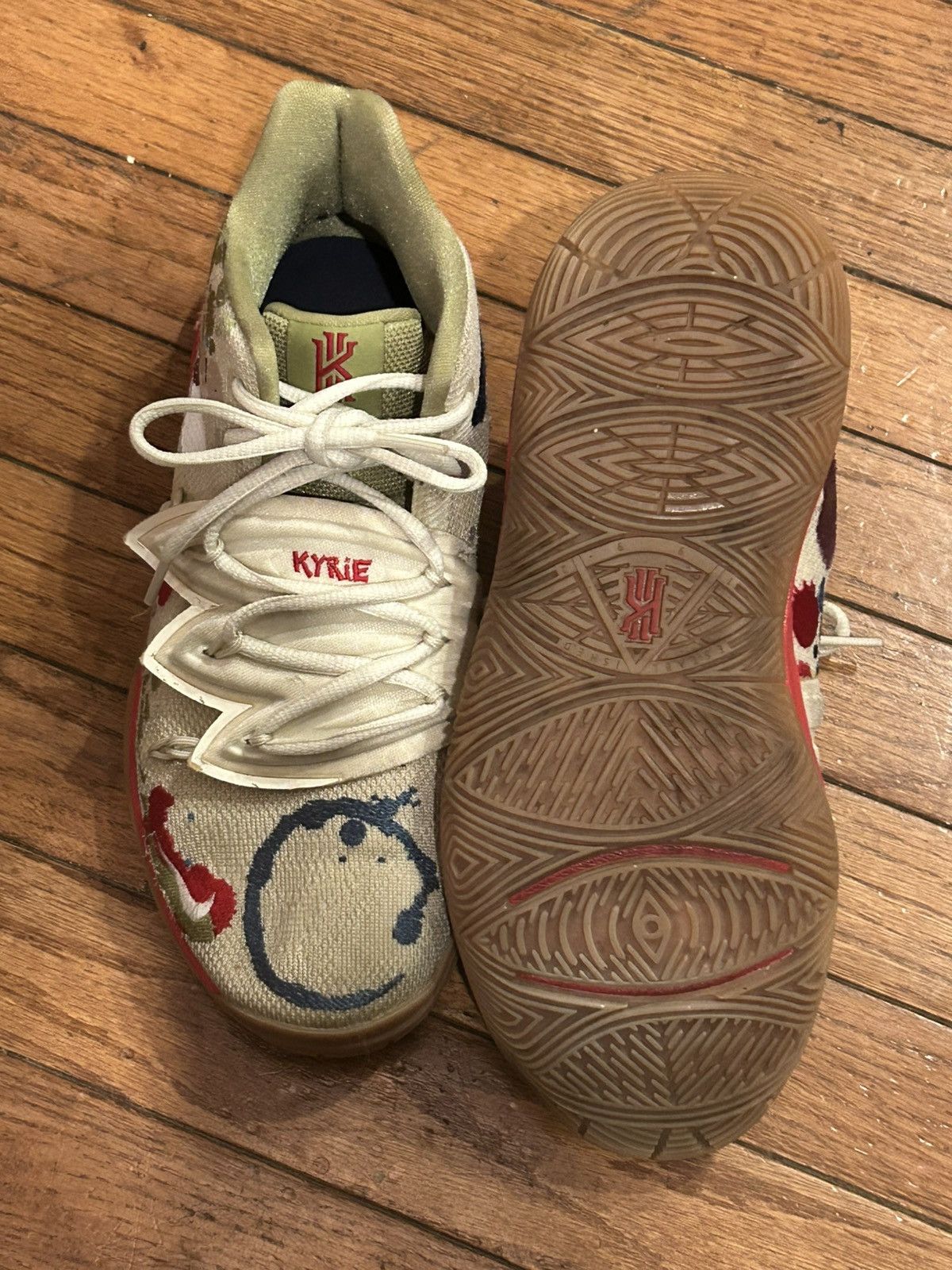 Nike Nike Kyrie 5 x Bandulu Size US 7 / EU 40 - 5 Thumbnail