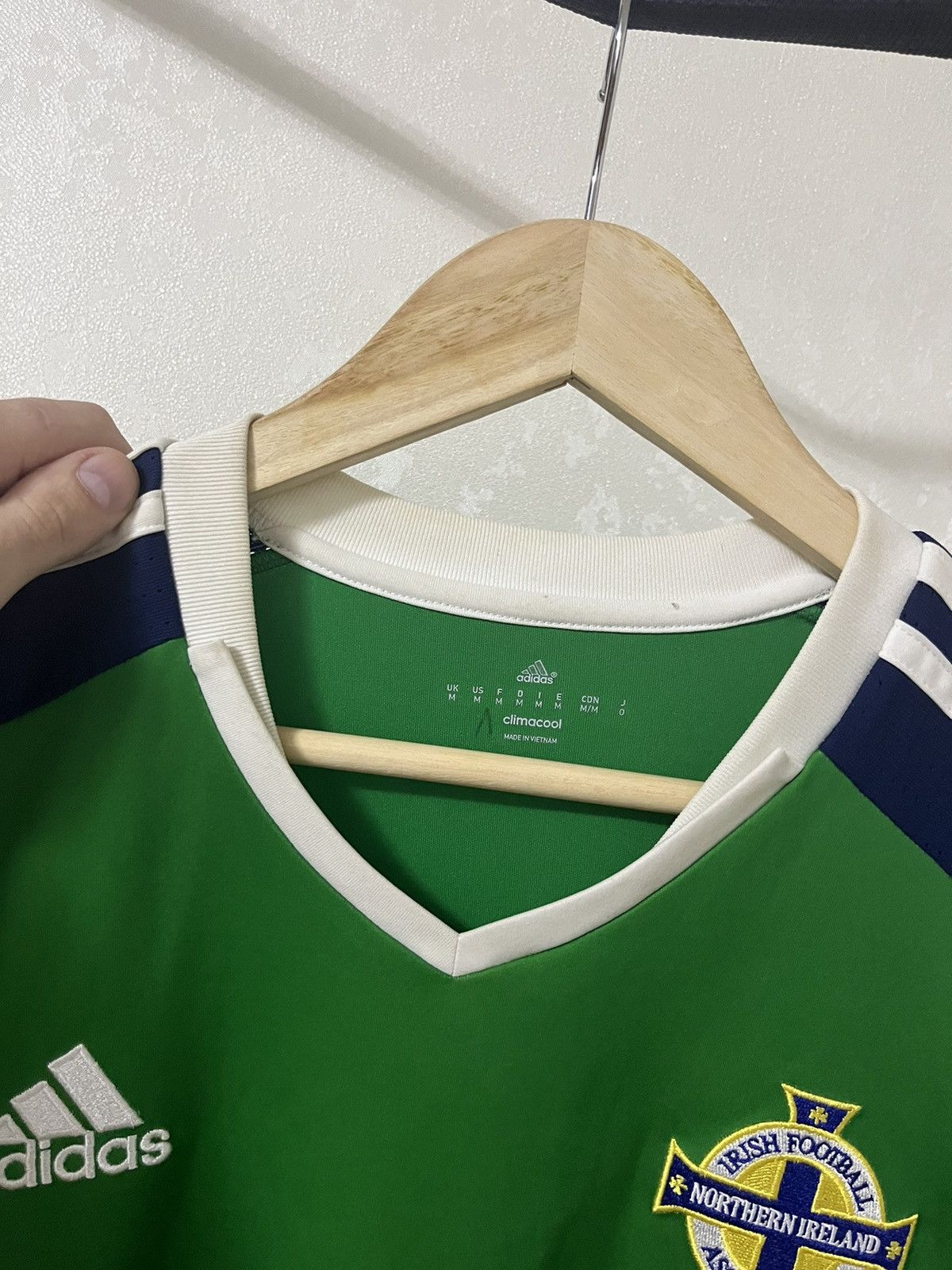 Vintage Adidas Northern Ireland 2016/17 Vintage Home Jersey Size US M / EU 48-50 / 2 - 3 Thumbnail