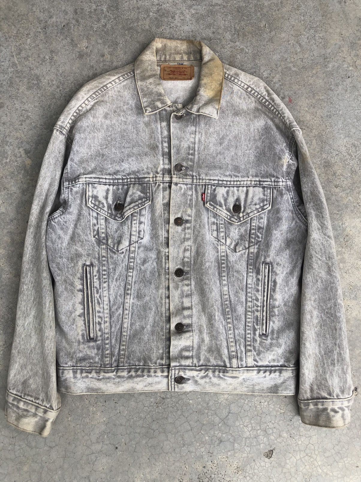Levi's Vintage 80s Levis Denim Jacket Distressed Denim Size US M / EU 48-50 / 2 - 1 Thumbnail