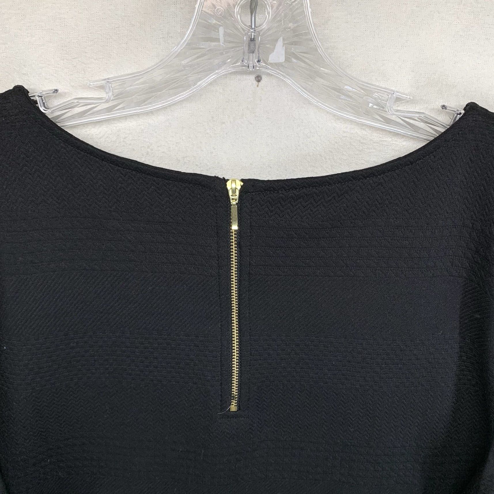Vintage Chico's Blouse Shirt Black Geometric Pattern Thick Knit Back Zip 3/4 Sleeve Regular Women Size 2 Knit Polyester Rayon Spandex Zipper Size XS / US 0-2 / IT 36-38 - 3 Thumbnail