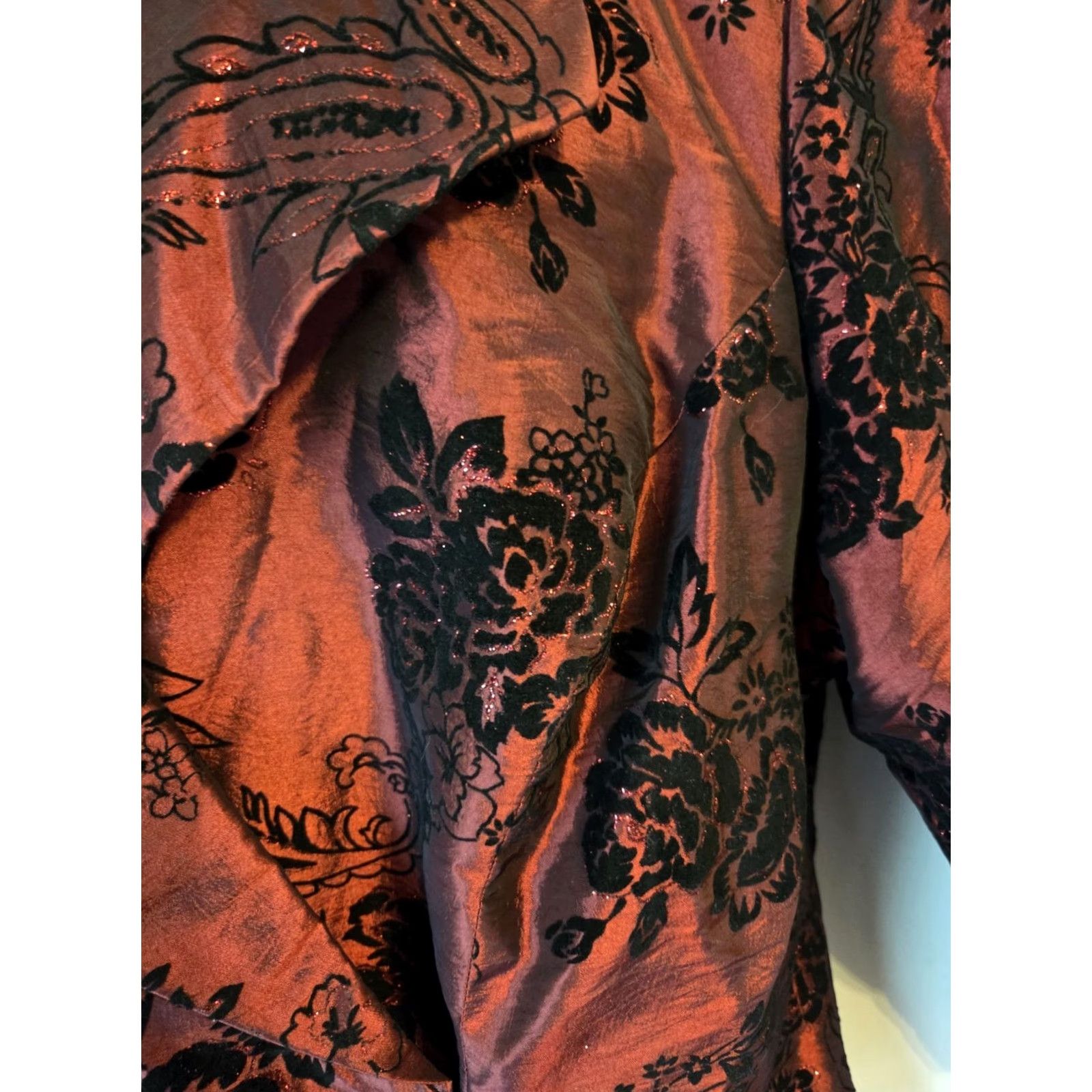 Vintage Vintage 90s R&L Richards Shiny Gothic Brocade Dress Jacket 30 Burgundy Polyester Womens Jacket 90s Gothic Floral Brocade Size 4XL / US 24-26 - 3 Thumbnail