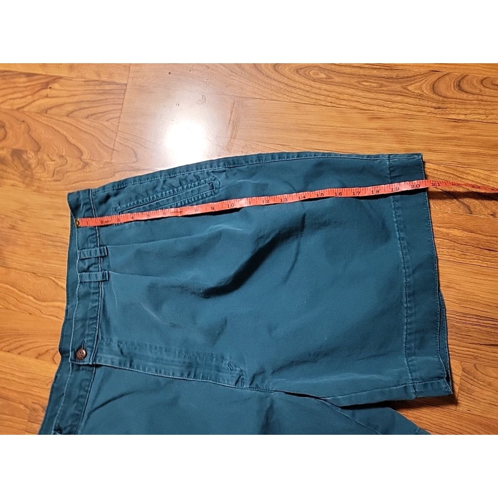Dockers VINTAGE Dockers Shorts Green Cotton 40" Waist 16" Hem EUC 1980s Pleated Modern preppy Mens Size US 40 / EU 56 - 2 Thumbnail