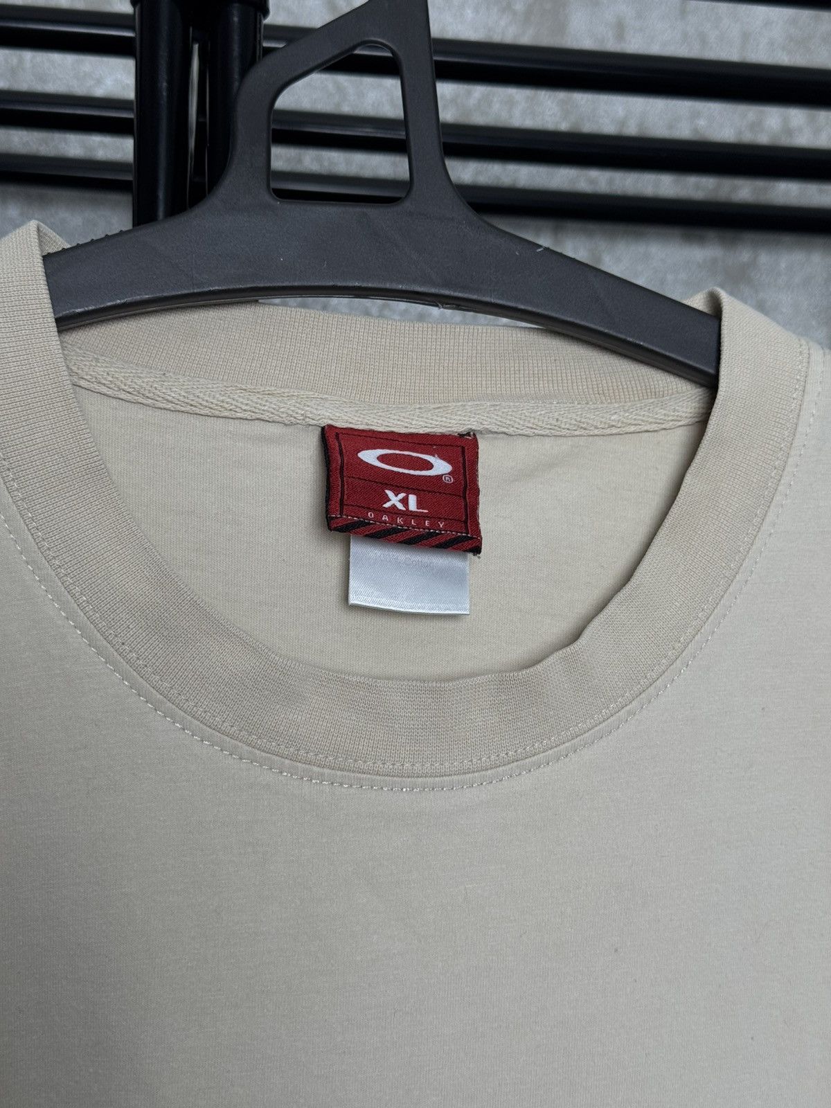 Oakley Very rare Vintage Oakley T-Shirt Size US XL / EU 56 / 4 - 5 Thumbnail