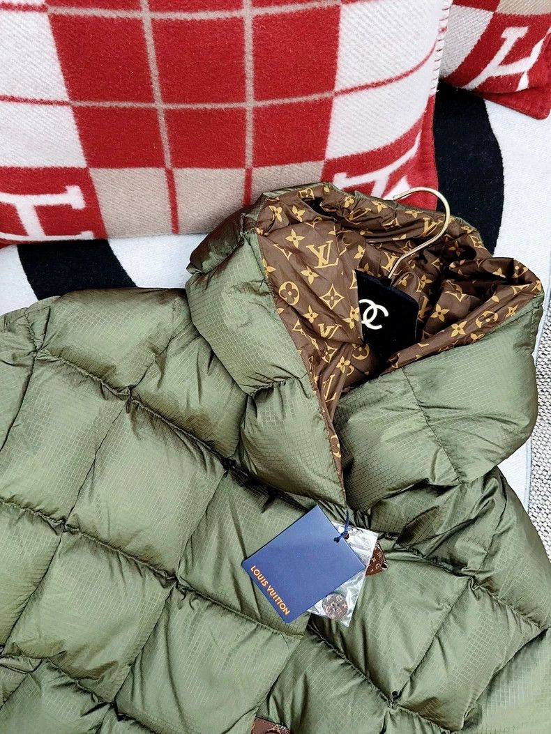 Louis Vuitton LOUIS VUITTON Olive Green Waffle Bread Down Jacket 2504-Nex Size XS / US 0-2 / IT 36-38 - 2 Thumbnail