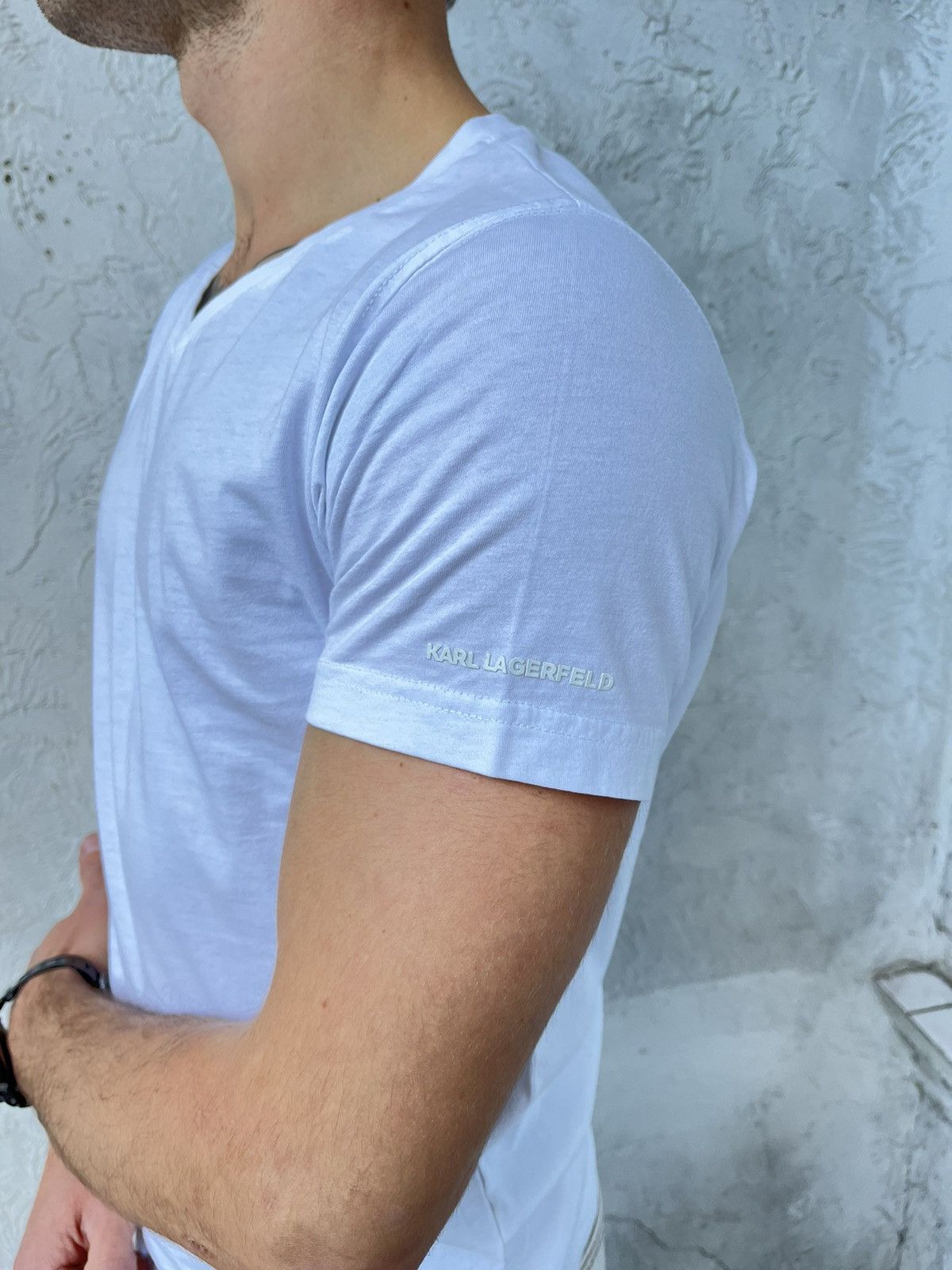 Karl Lagerfeld X 2 Karl Lagerfeld basic minimalism short sleeve t shirt tee Size US S / EU 44-46 / 1 - 4 Thumbnail