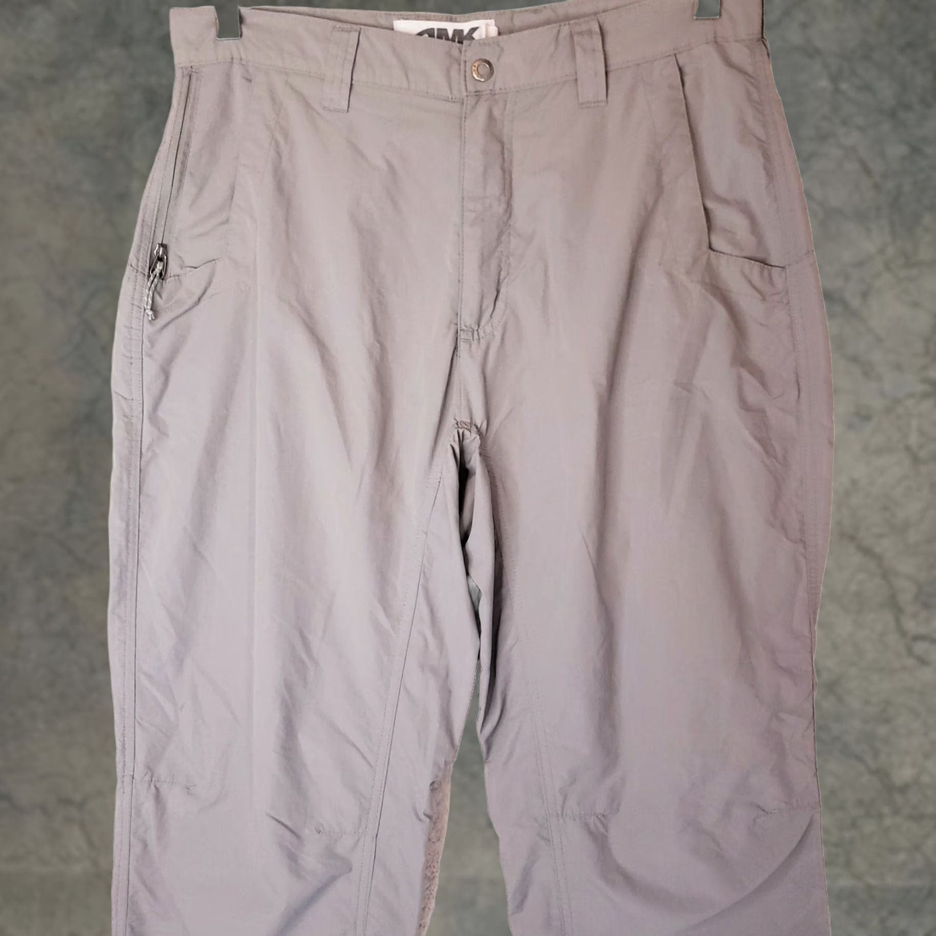 Mountain Khakis Mountain Khakis Hiking Cargo Pants Mens 32x30 Tan Khaki Nylon Stretch 5-Pocket Outdoor Workwear Size US 32 / EU 48 - 1 Thumbnail