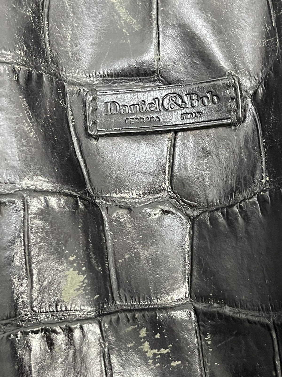 Genuine Leather Crocodile Embossed Daniel & Bob Leather Shoulder Bag 1🟩2 Size ONE SIZE - 22 Thumbnail