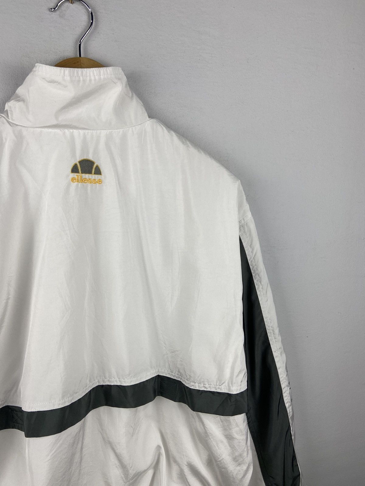 Ellesse × Vintage Vintage Ellesse Windbreaker Jacket Size US M / EU 48-50 / 2 - 9 Thumbnail