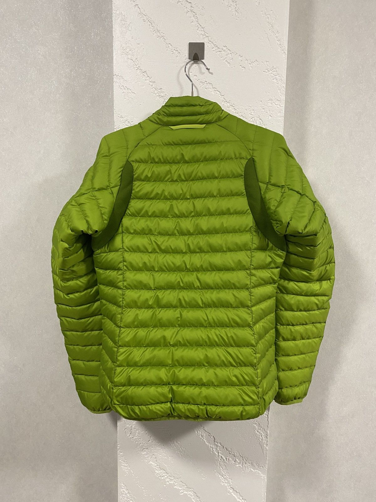 Haglofs Haglofs Women’s Down Puffer Jacket Size: M Size M / US 6-8 / IT 42-44 - 13 Thumbnail