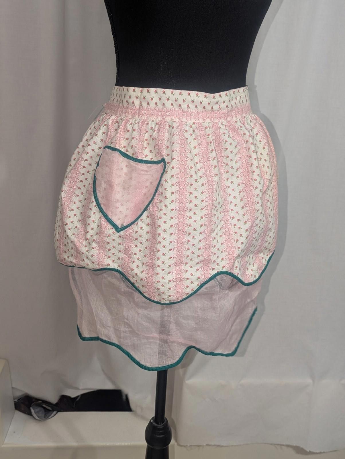 Handmade VTG 50s Sheer Heart Pink Flower Reversible Half Apron Kawaii Size ONE SIZE - 6 Thumbnail