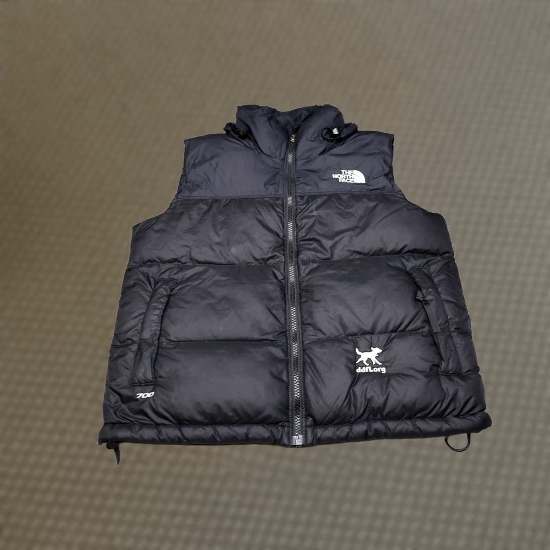 The North Face VINTAGE North Face Down Vest Womens Small Black 1996 Retro Nuptse Insulated Puffer LOGO Size S / US 4 / IT 40 - 1 Thumbnail
