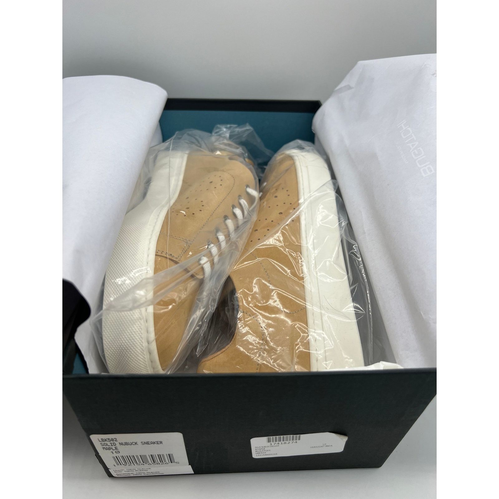 BUGATCHI Solid Nubuck Leather Sneaker In Maple Size 10 display picture 1