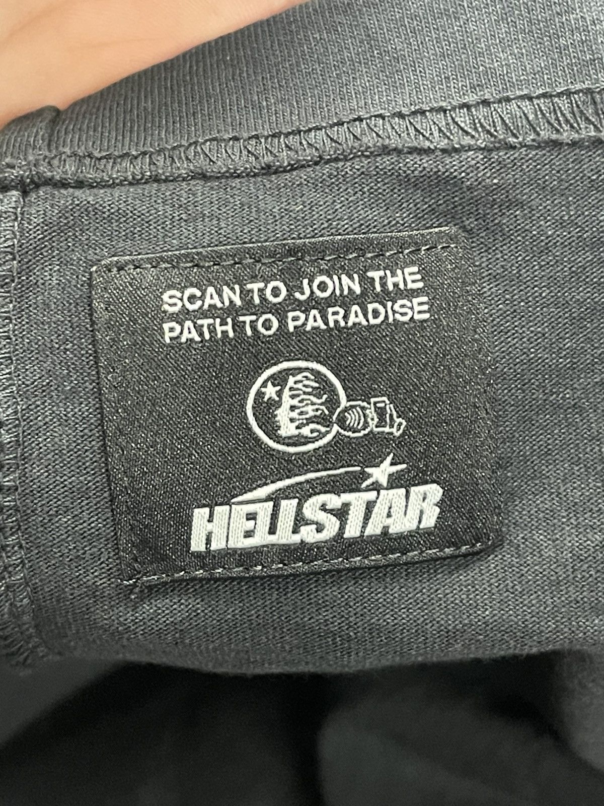 HELLSTAR Size L - Hellstar Glitter/Gel Print Tee Black Brand New Size US L / EU 52-54 / 3 - 9 Thumbnail