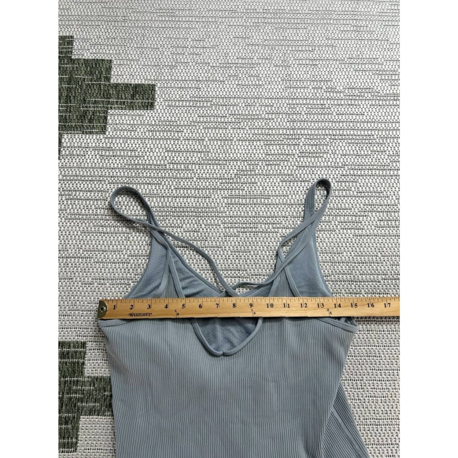 Vuori Vuori Tank Top Womens Xxs Blue Ribbed Yoga Pullover Size XXS / US 00 / IT 34 - 5 Thumbnail
