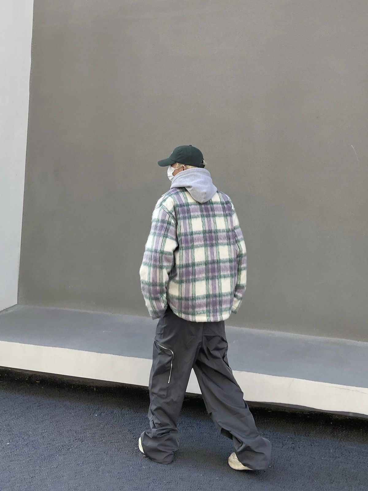 Japanese Brand Baggy Cargo Pants Straight Casual Harajuku Y2K Style Pockets Size US 34 / EU 50 - 13 Thumbnail