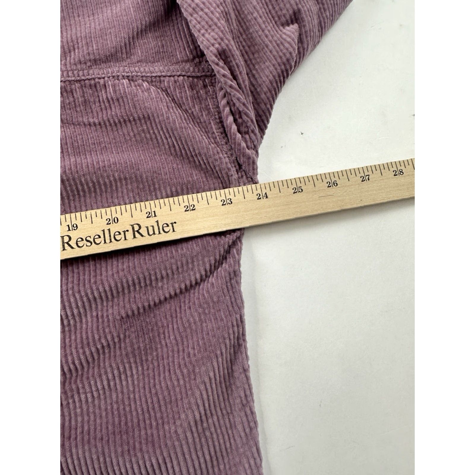 American Eagle Outfitters American Eagle Outfitters Shirt Women Small Pink Corduroy Button-Up Cropped Fringed Size S / US 4 / IT 40 - 7 Thumbnail