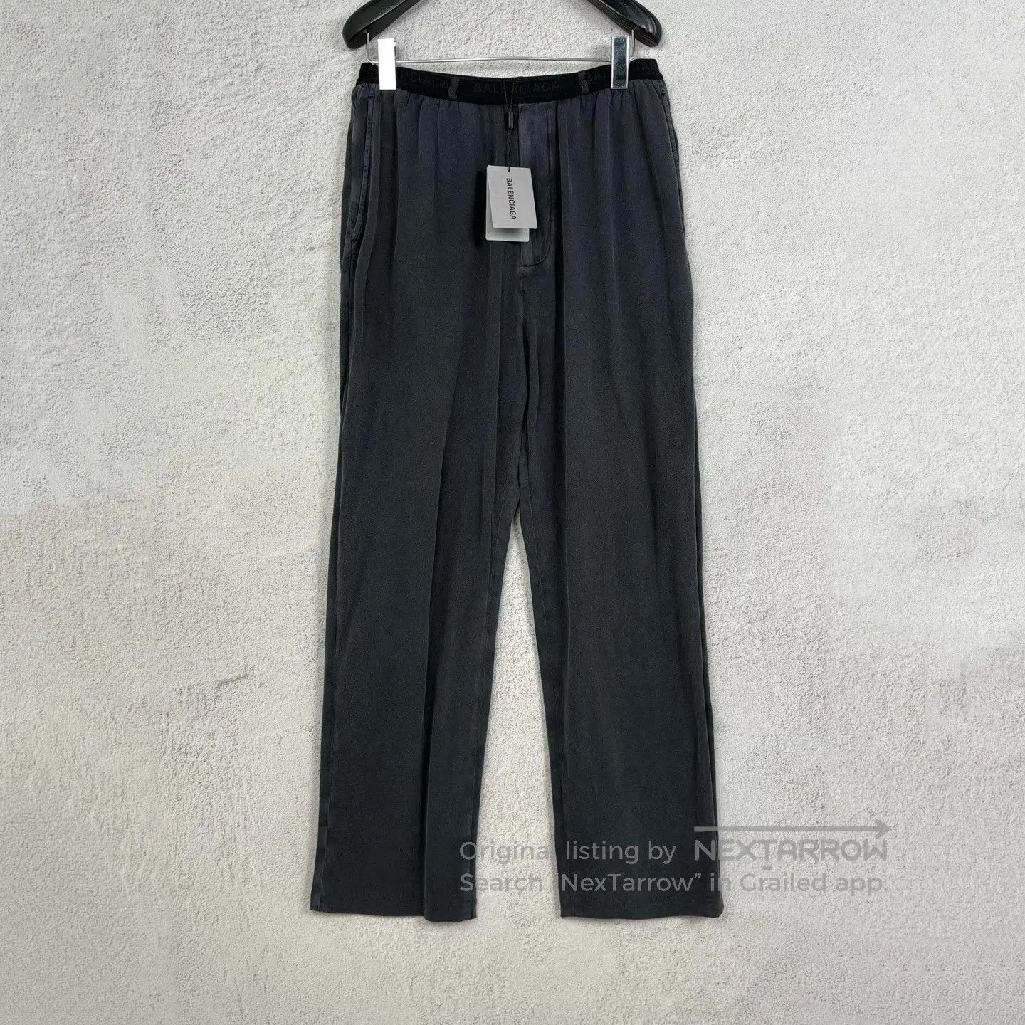Balenciaga Balenciaga sizes Washable black waistband embroidered logo Size US 28 / EU 44 - 1 Thumbnail