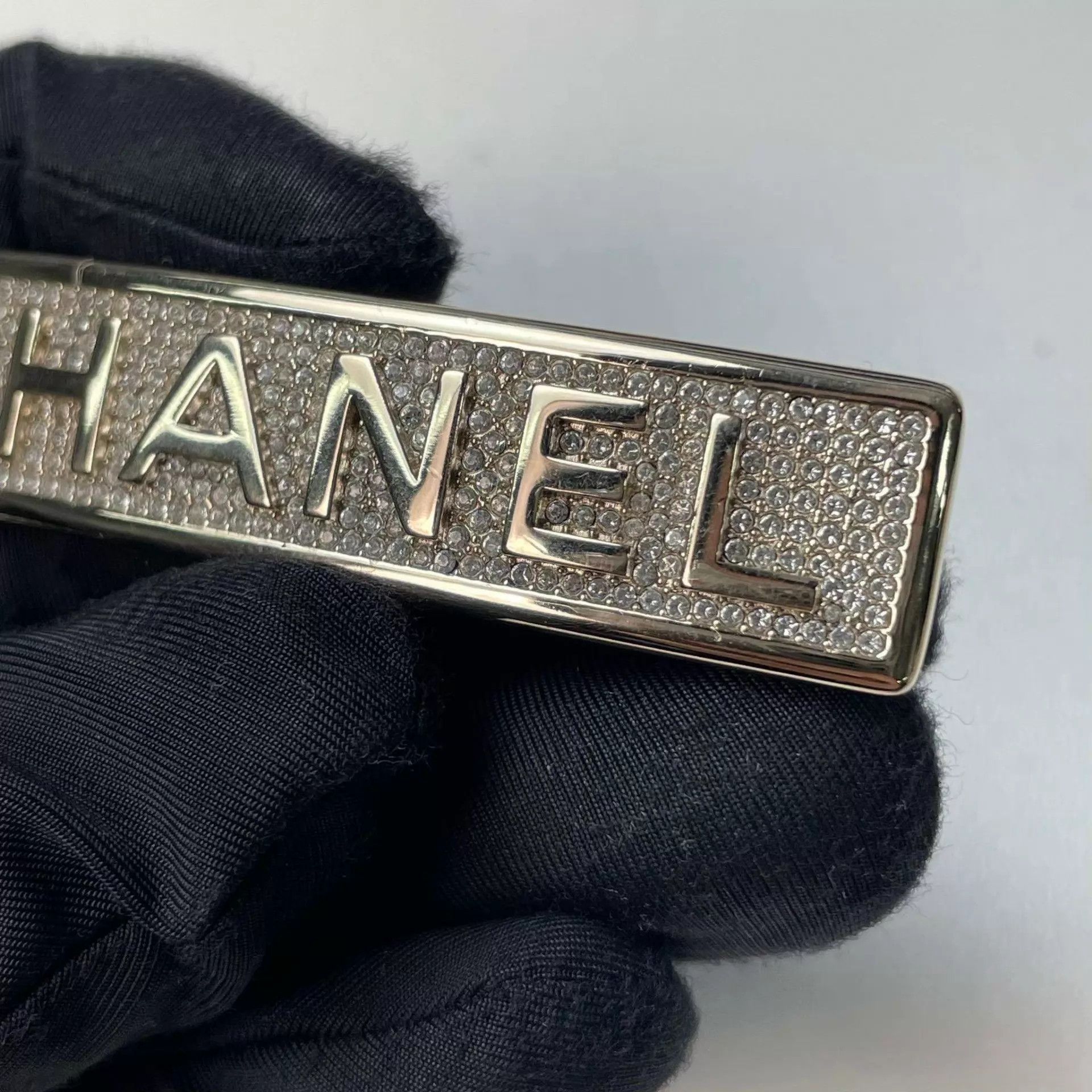 Chanel Chanel 2021 Full Rhinestone Hair Clip Size ONE SIZE - 3 Thumbnail