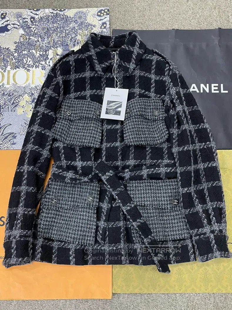 Chanel Chanel 22K gray black plaid four-pocket jacket Size S / US 4 / IT 40 - 1 Thumbnail
