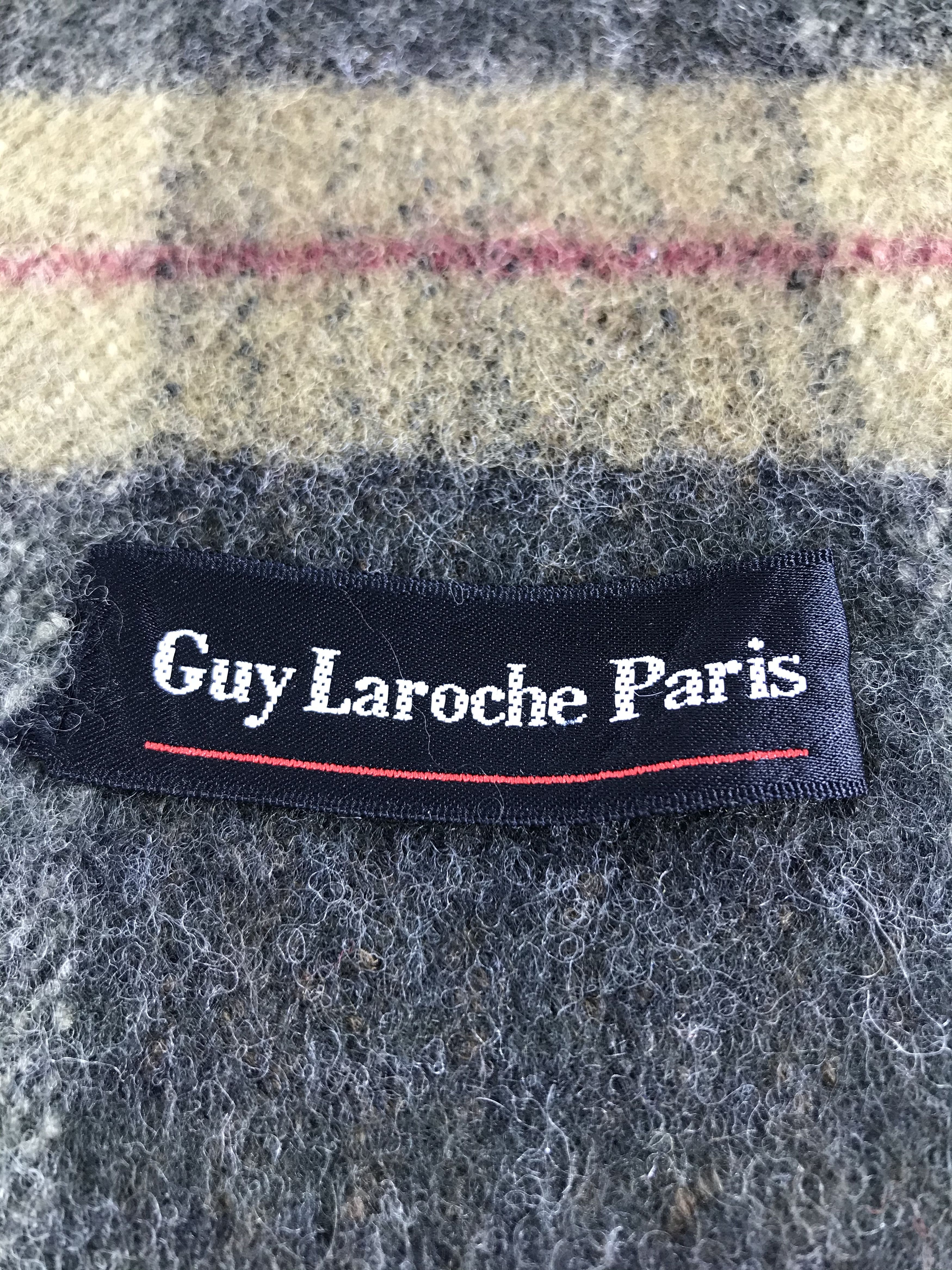 Guy Laroche Guy Laroche Tartan Wool Scarf Muffler V526 Size ONE SIZE - 4 Thumbnail