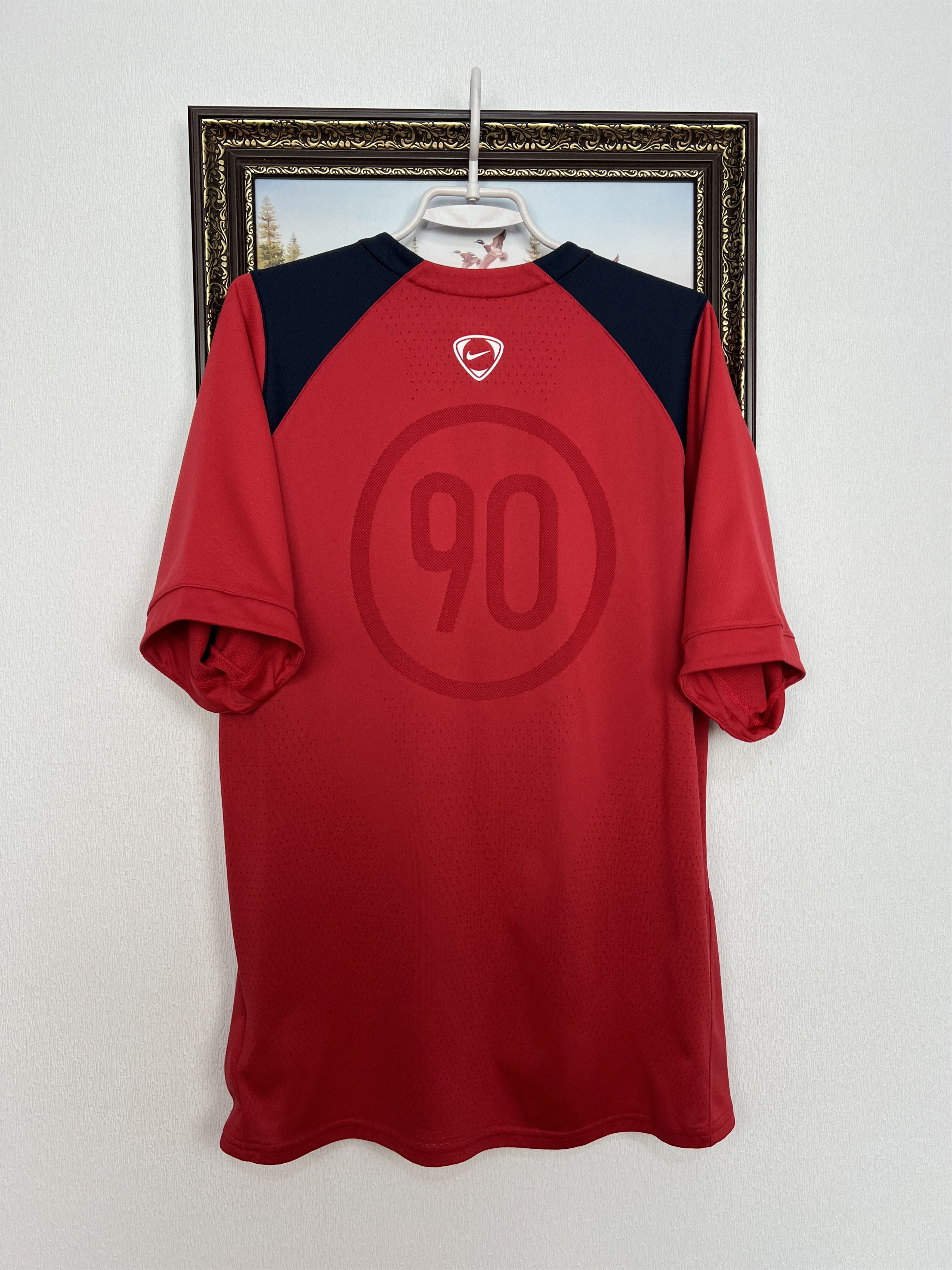 Nike Arsenal o2 Football Shirt Soccer Train Jersey Gunners Size US L / EU 52-54 / 3 - 7 Thumbnail