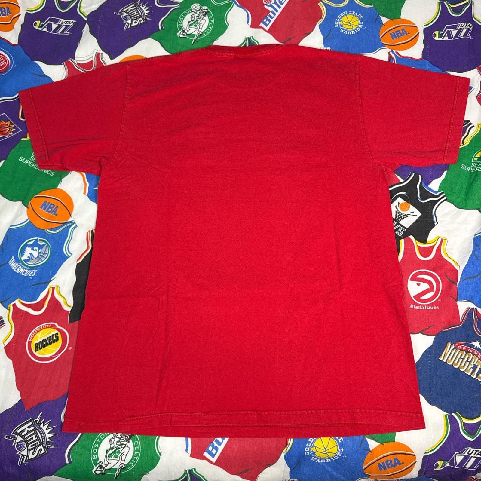 NBA × Vintage Y2K 2000s NBA Allen Iverson Philadelphia 76ers Slam T-Shirt Size US XL / EU 56 / 4 - 2 Thumbnail