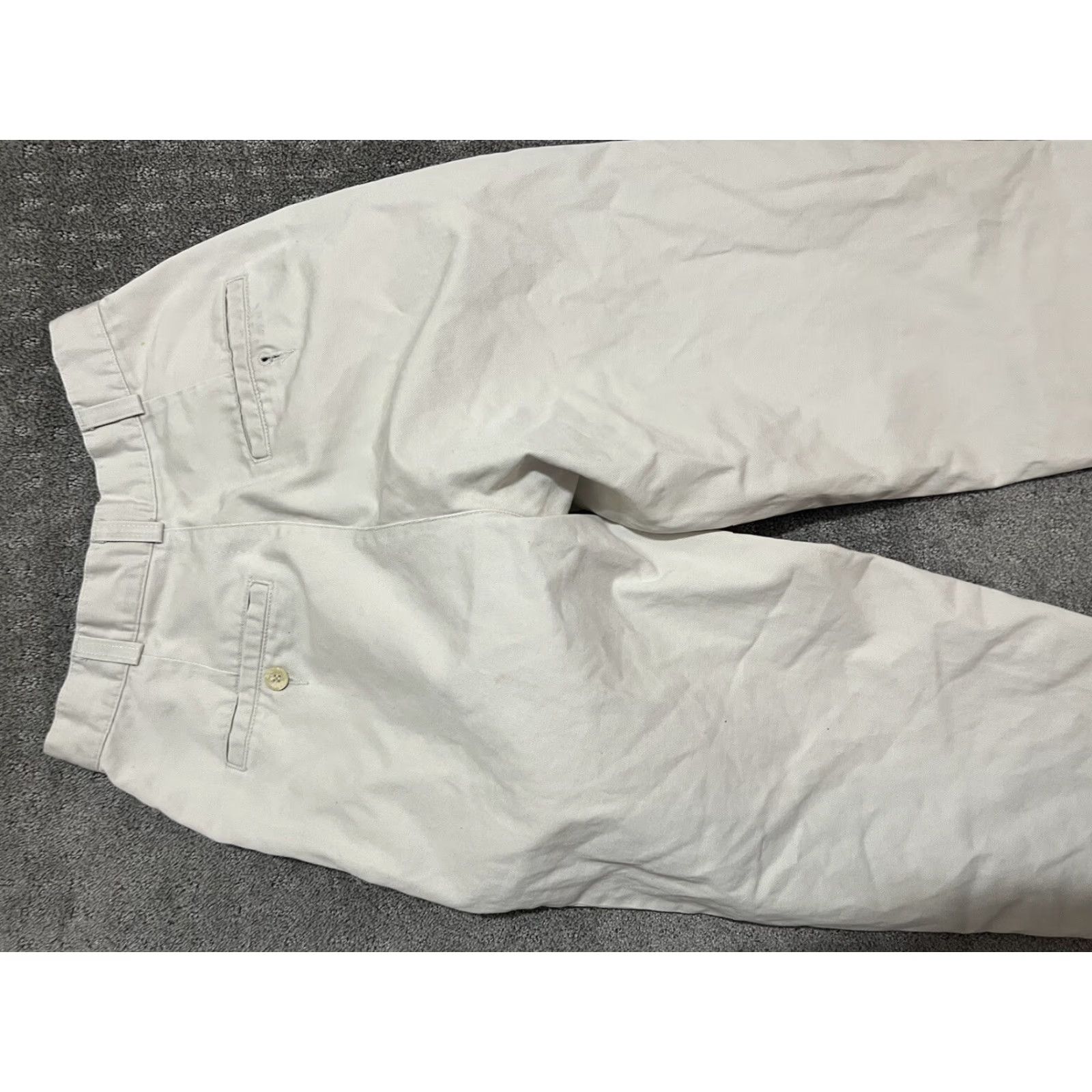Dockers VINTAGE DOCKERS Khaki Pants Petite 4P Medium Pleated Beige Womens (Petites) Front Pleated Straight Leg Khakis Pants 4P Dockers Beige Size ONE SIZE - 5 Thumbnail