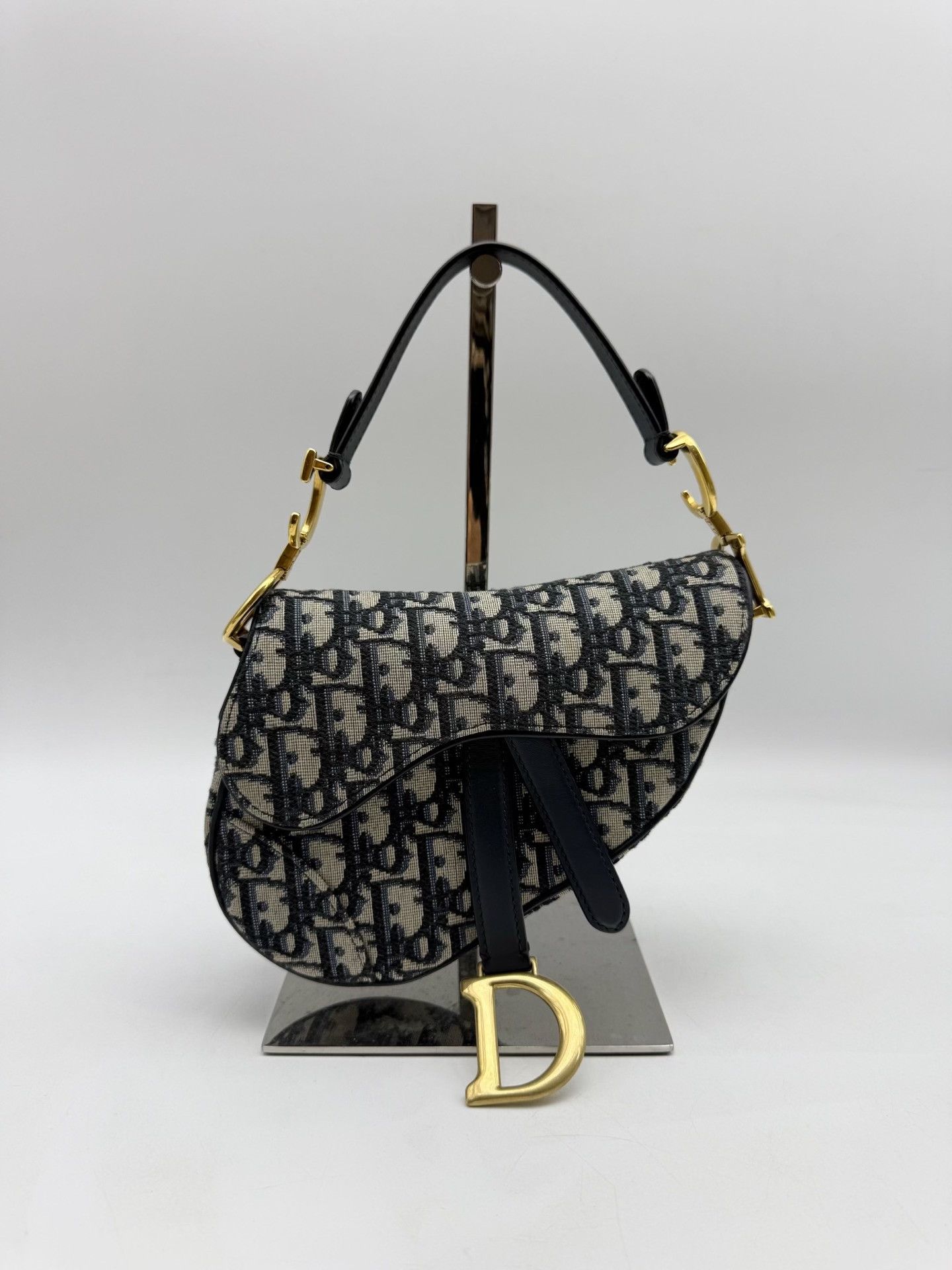 Dior Pre-loved Bag Very good condition Size ONE SIZE - 1 Thumbnail