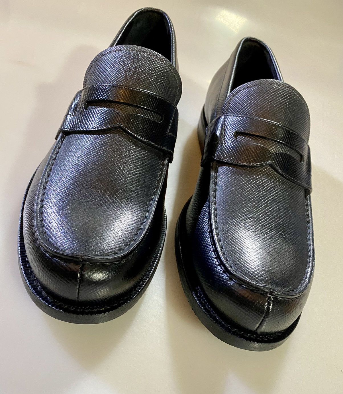 NIB Prada saffiano leather Nero/Mercury penny loafer NEW