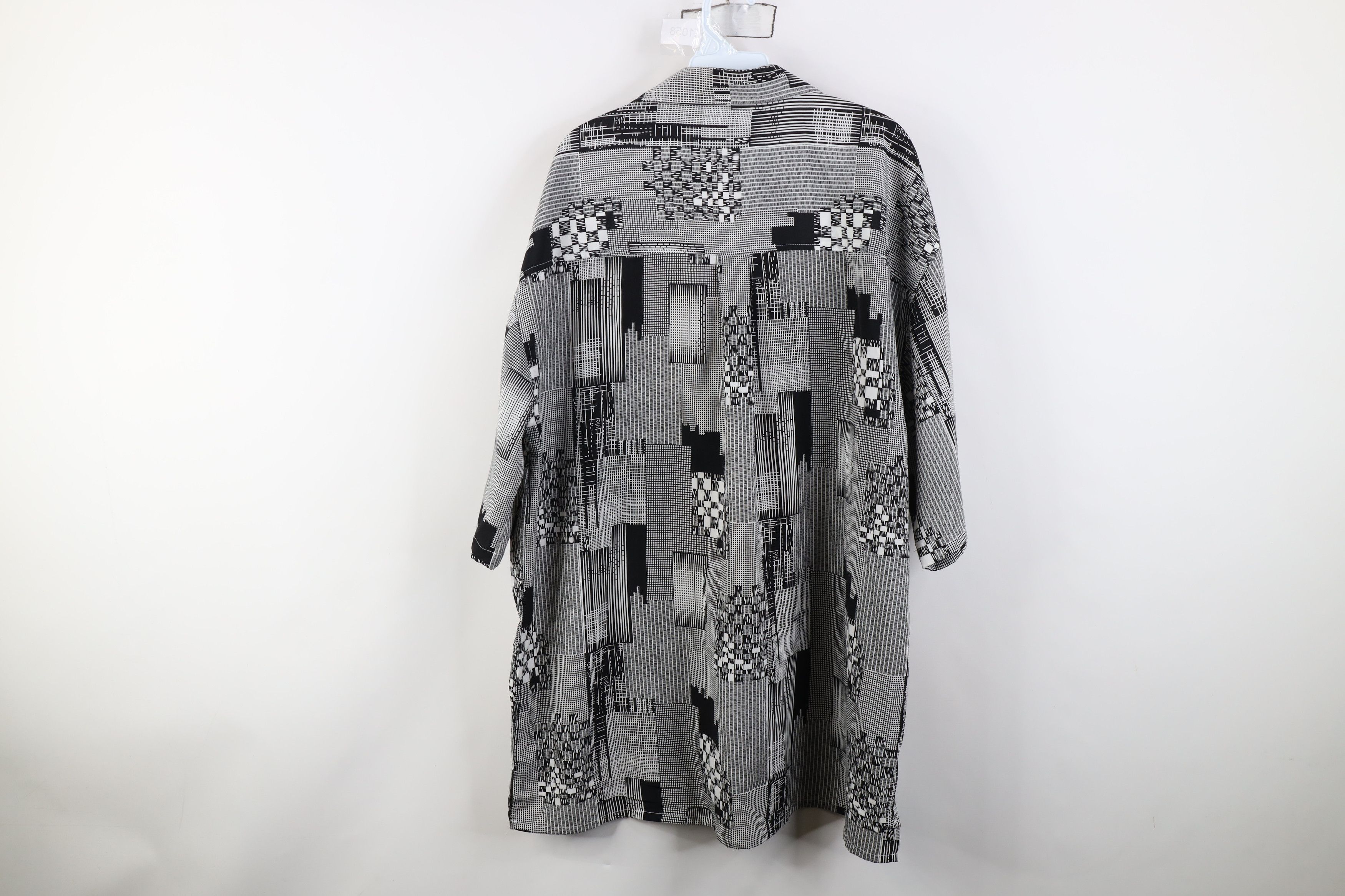 Vintage Vintage 90s Y2K Streetwear Camp Collar Baggy Button Shirt Size US XXL / EU 58 / 5 - 8 Thumbnail