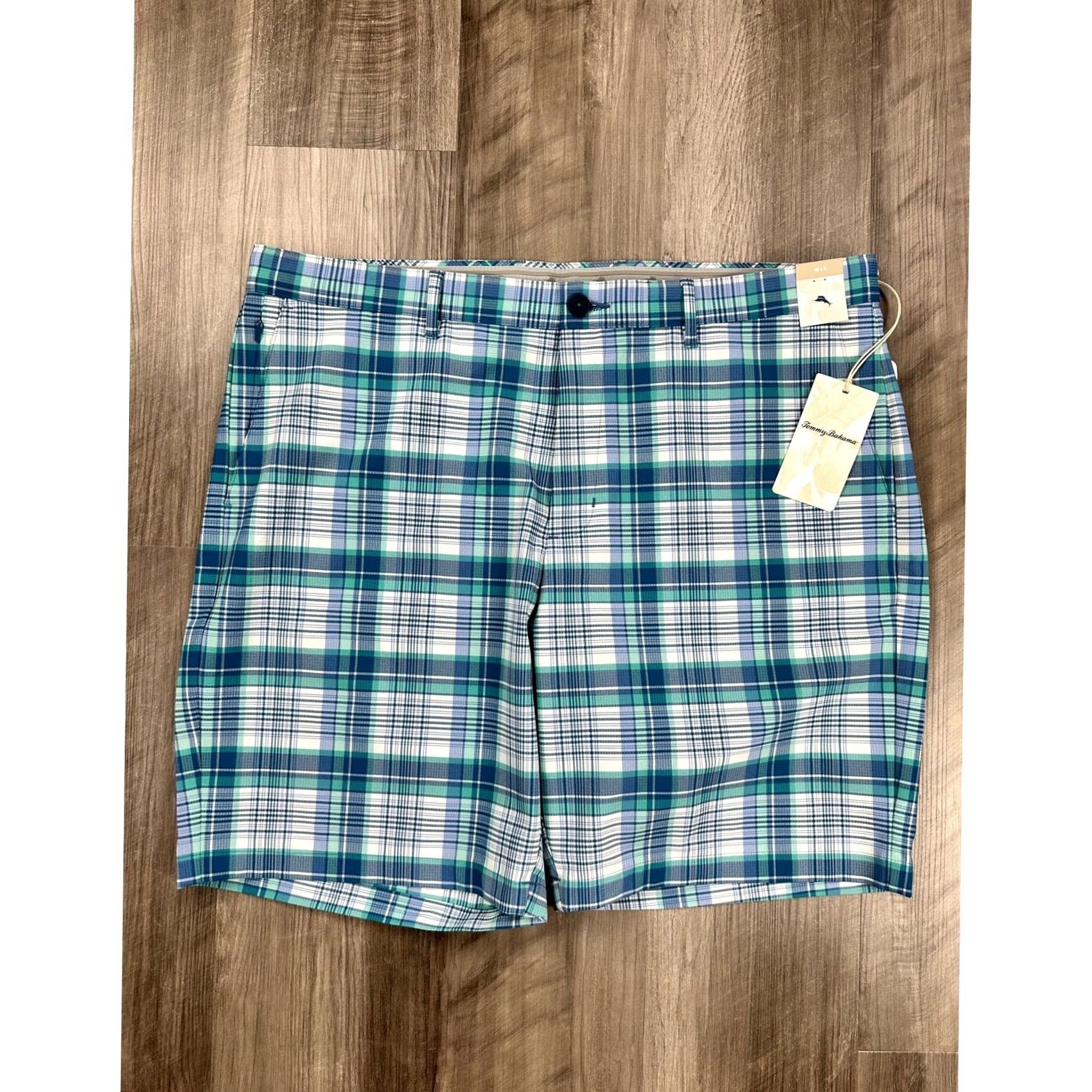 Tommy Bahama Tommy Bahama Chip Shot Clubhouse Plaid 9 Short 40x9 Men's Green XS? Not needed; provide final. Size US 40 / EU 56 - 3 Thumbnail