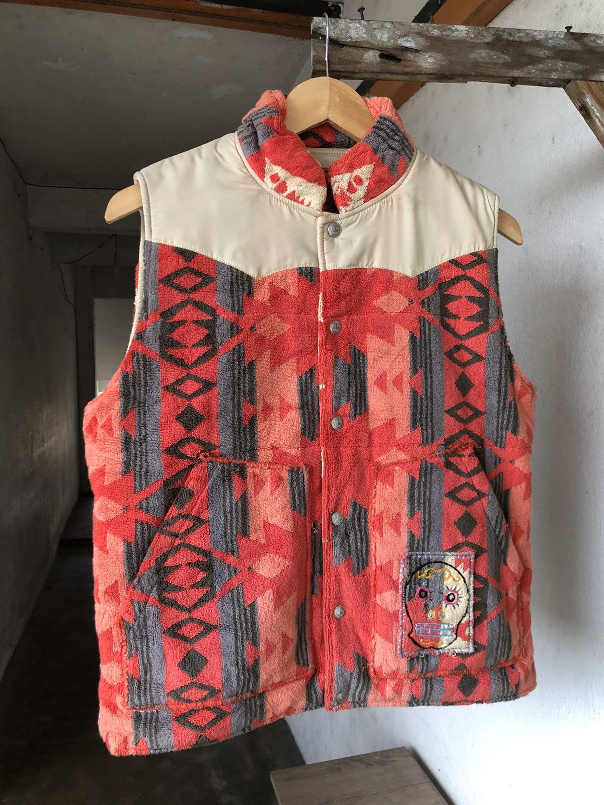Japanese Brand Coogi Style Dean Native Teddy Cloth Vest Jacket Size US M / EU 48-50 / 2 - 3 Thumbnail