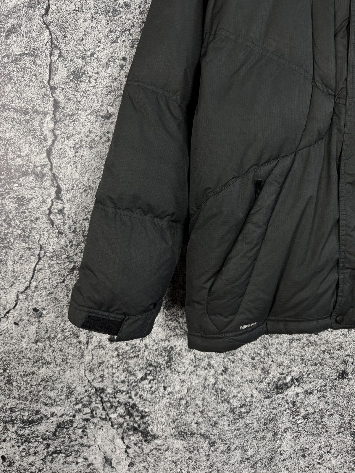 Nike Nike Vintage Down Puffer Jacket Warm Hooded Swoosh Logo Sz L Size US L / EU 52-54 / 3 - 4 Thumbnail