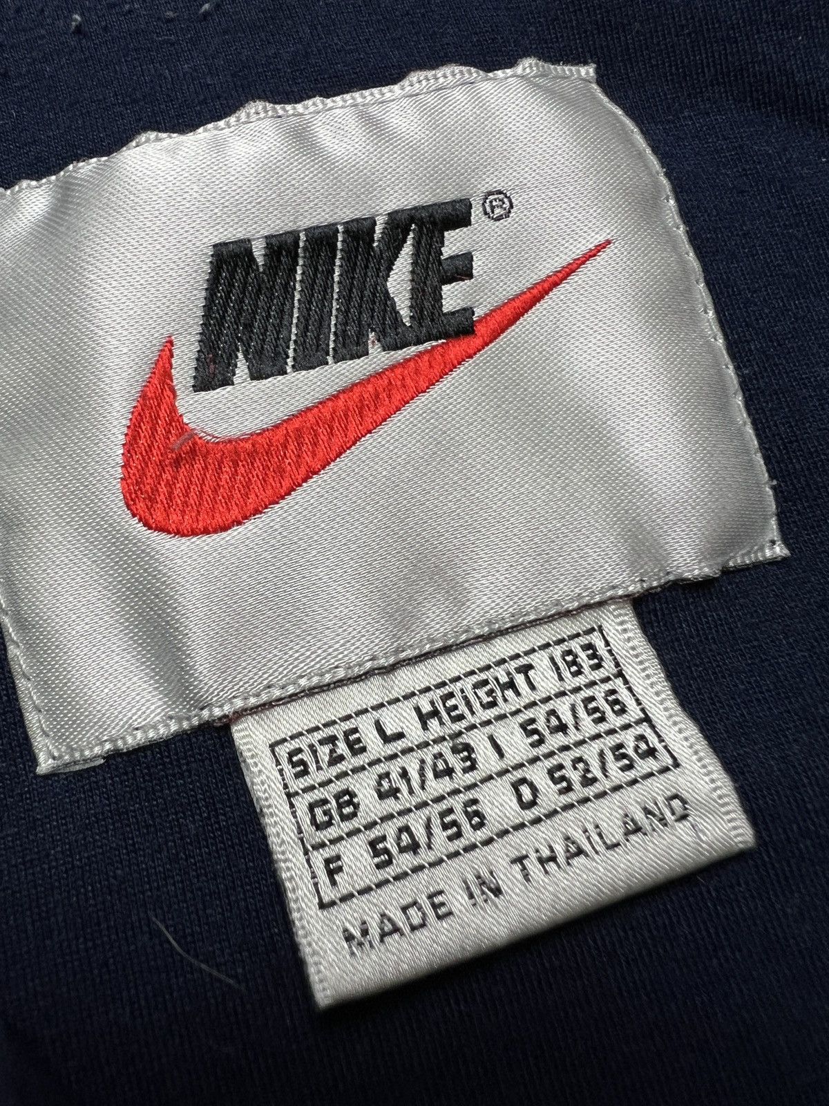 Nike Nike Vintage Big Logo Track Jacket Swoosh Zip-Up y2k 90s USA Size US L / EU 52-54 / 3 - 16 Thumbnail